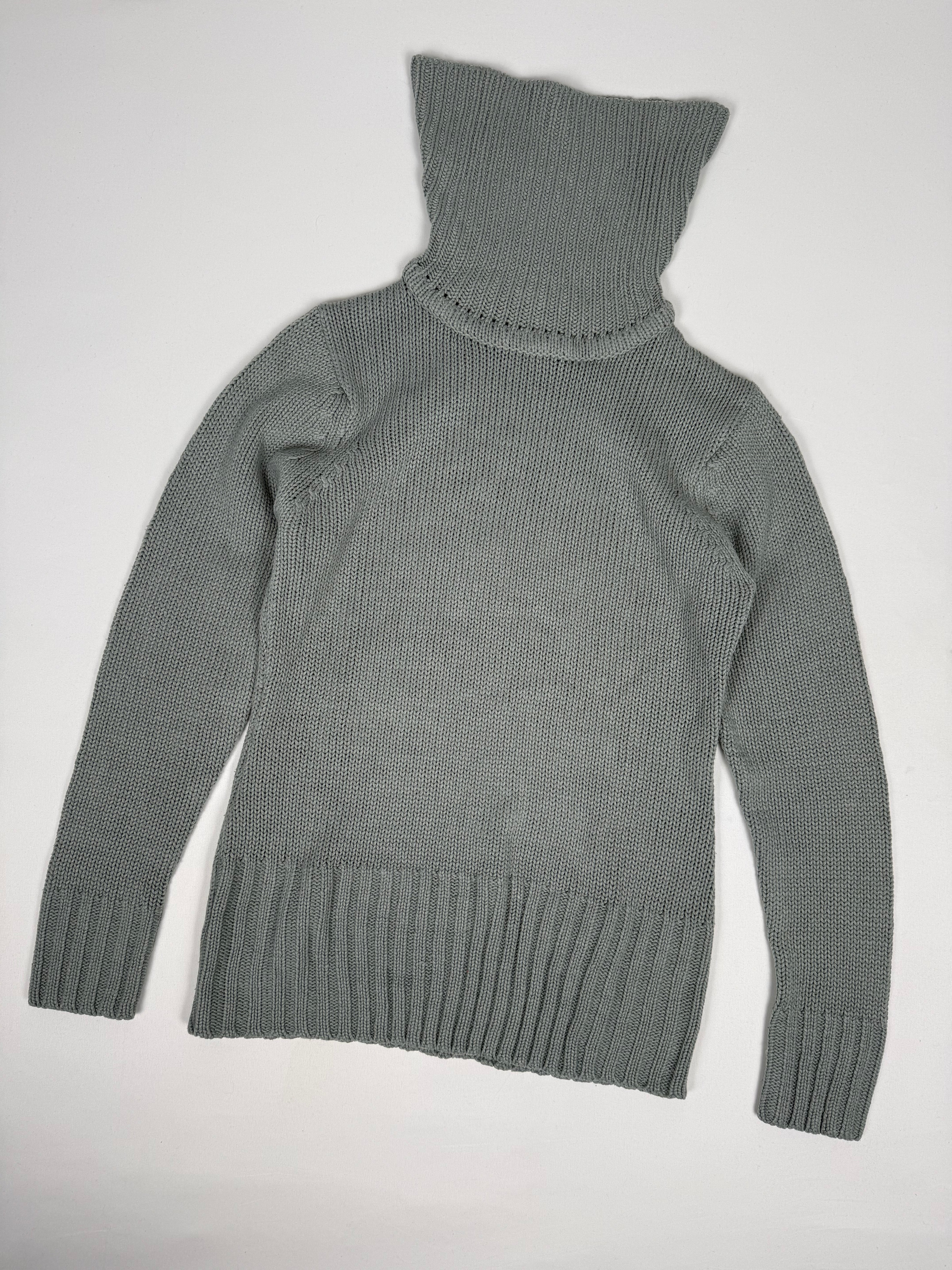 Grey knitted turtleneck jumper (XL)