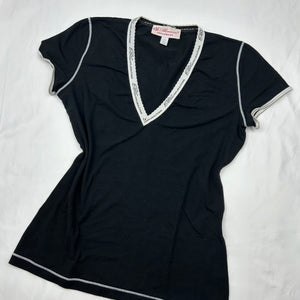 Black V neck tight fit logo tee (M)