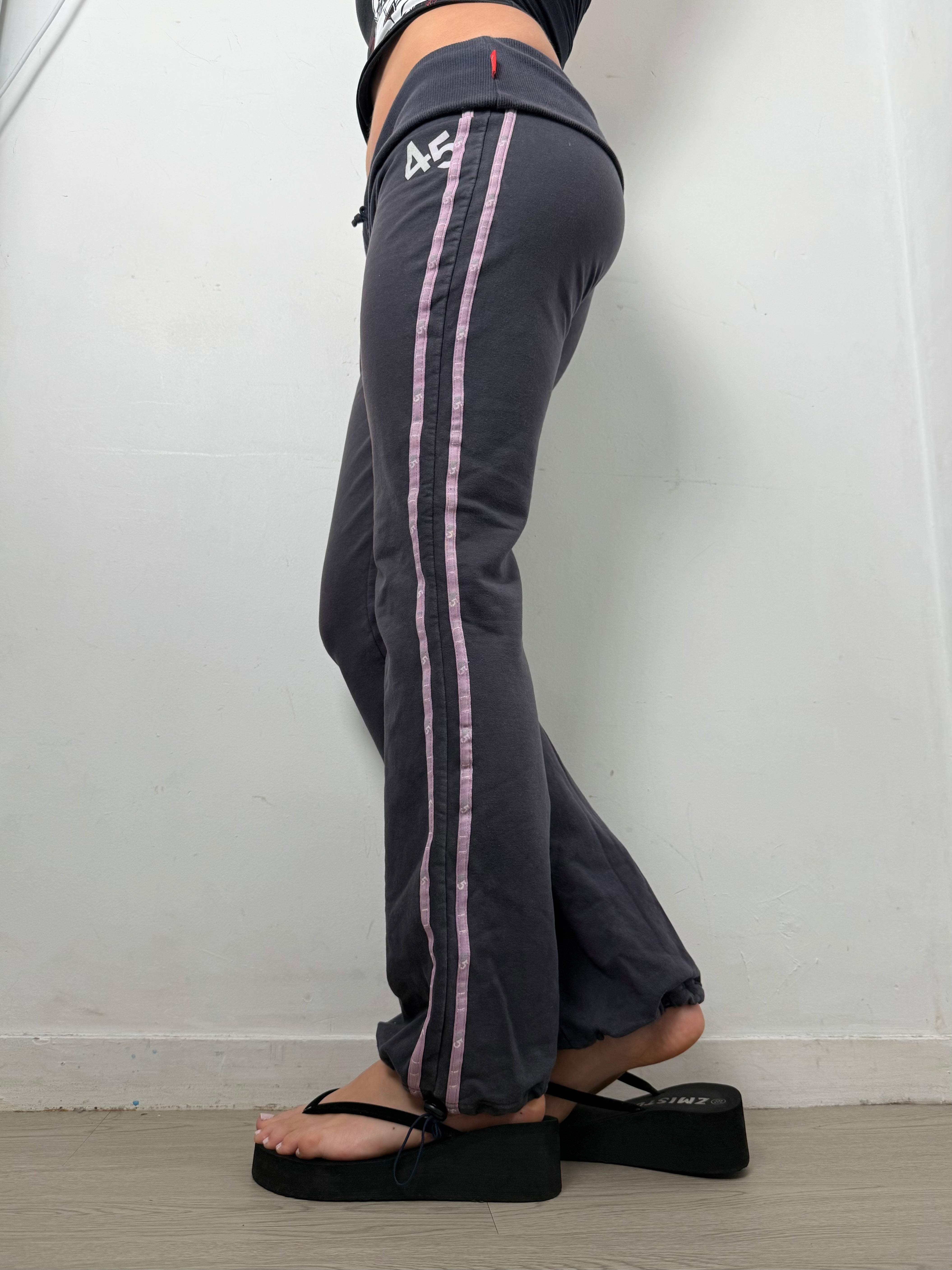 Pantalon droit taille basse en jean noir (XS)