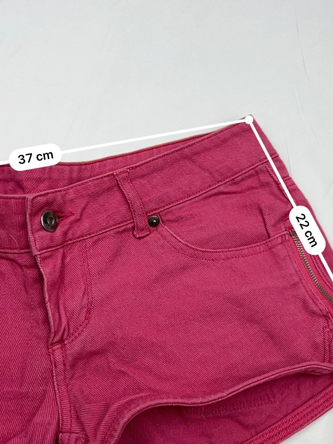 Red denim low rise mini short (S)