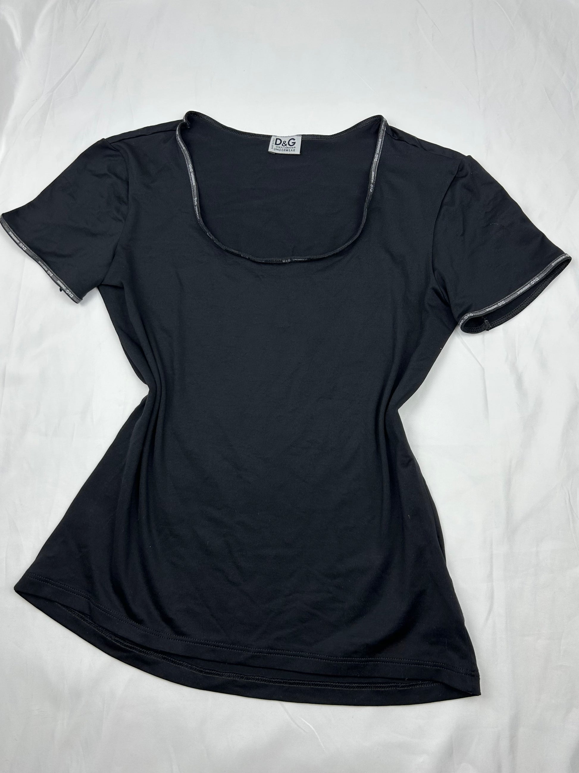 Black lycra tight fit logo tee (XL)