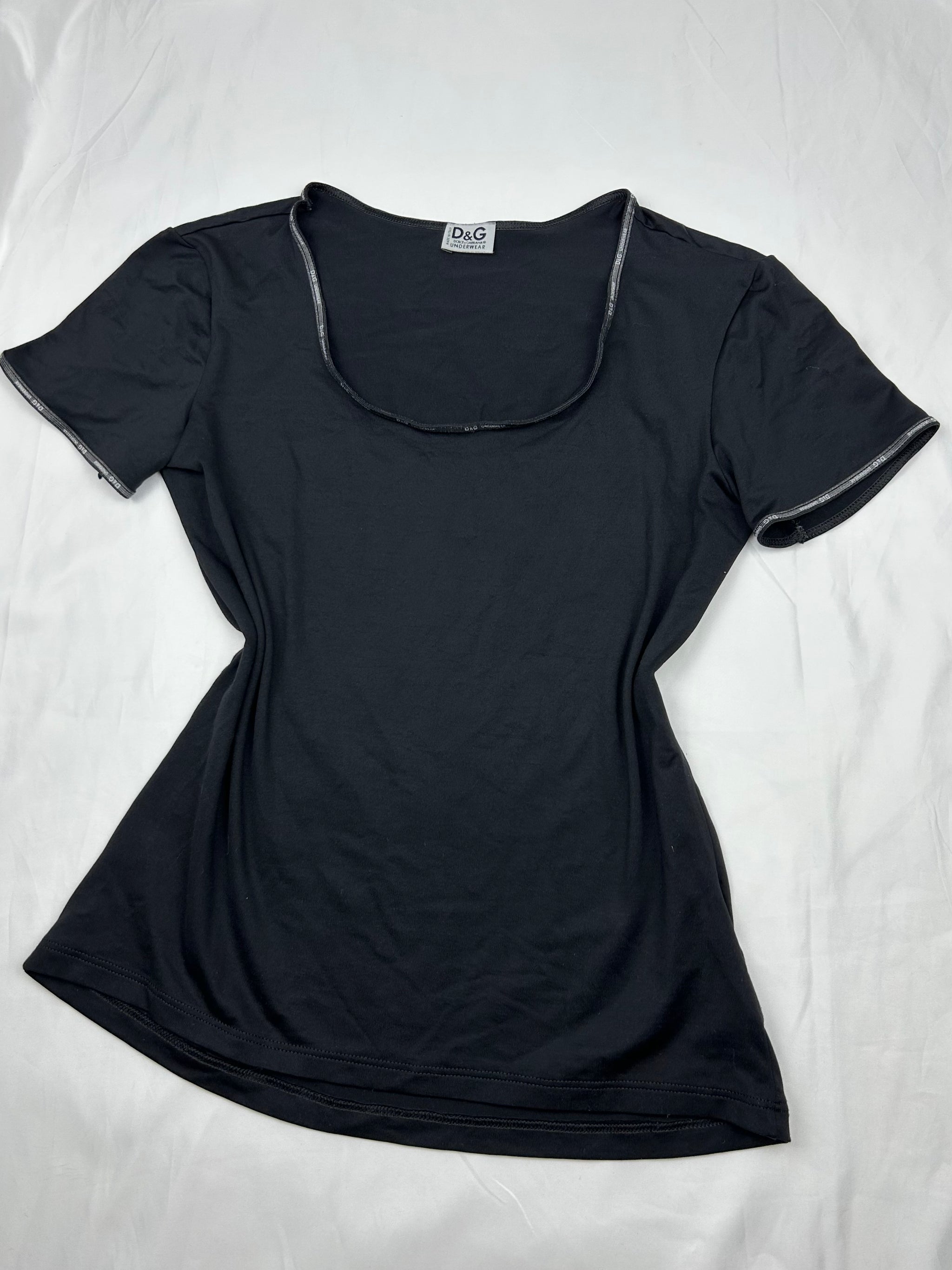 Black lycra tight fit logo tee (XL)