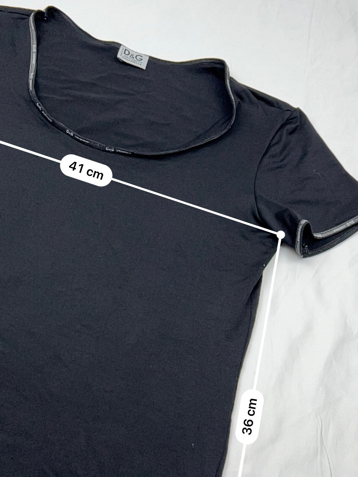 Black lycra tight fit logo tee (XL)