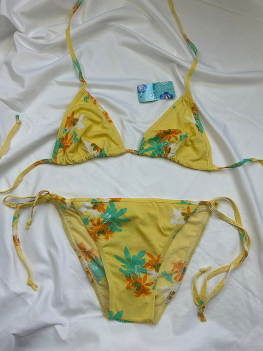 Yellow floral low rise brand new bikini set (M)
