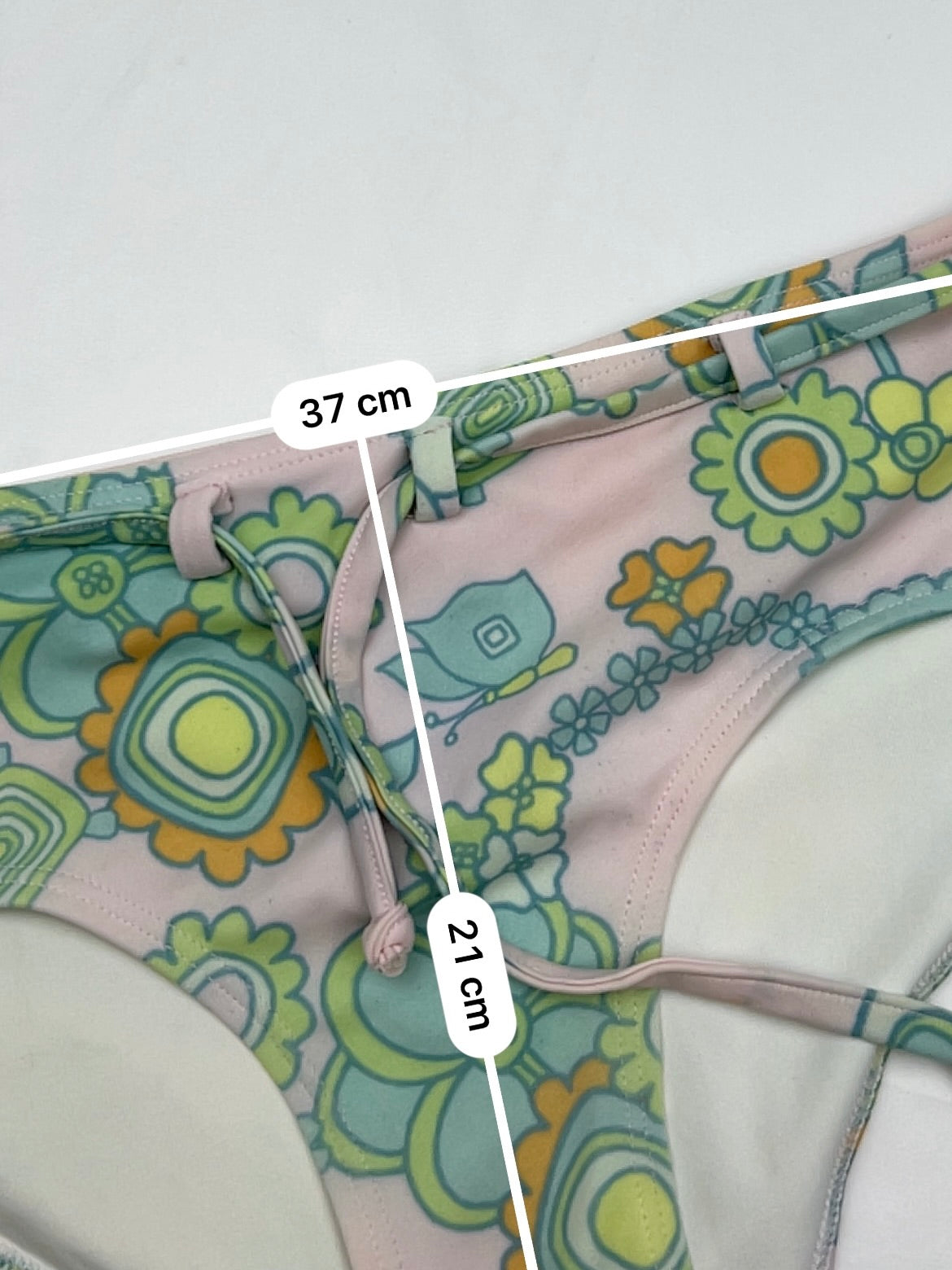 Baby pink floral low waist shorty bikini bottom (XL)