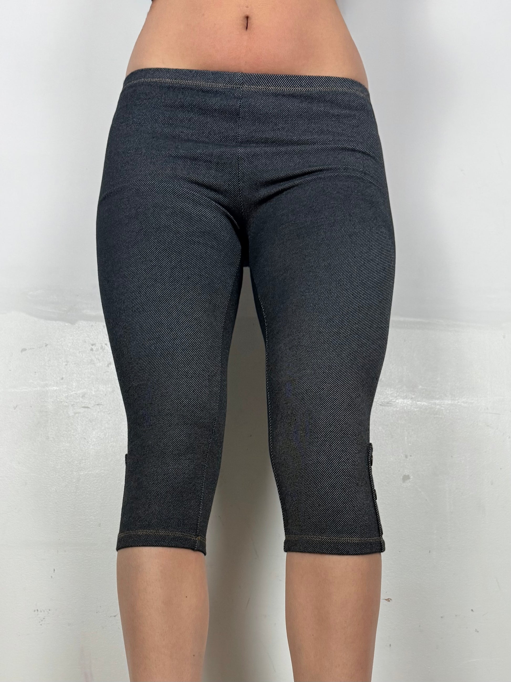 Navy denim low rise capri leggings (S)