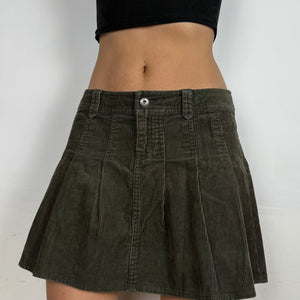 Khaki low rise ribbed velvet denim pleated mini skirt (M)