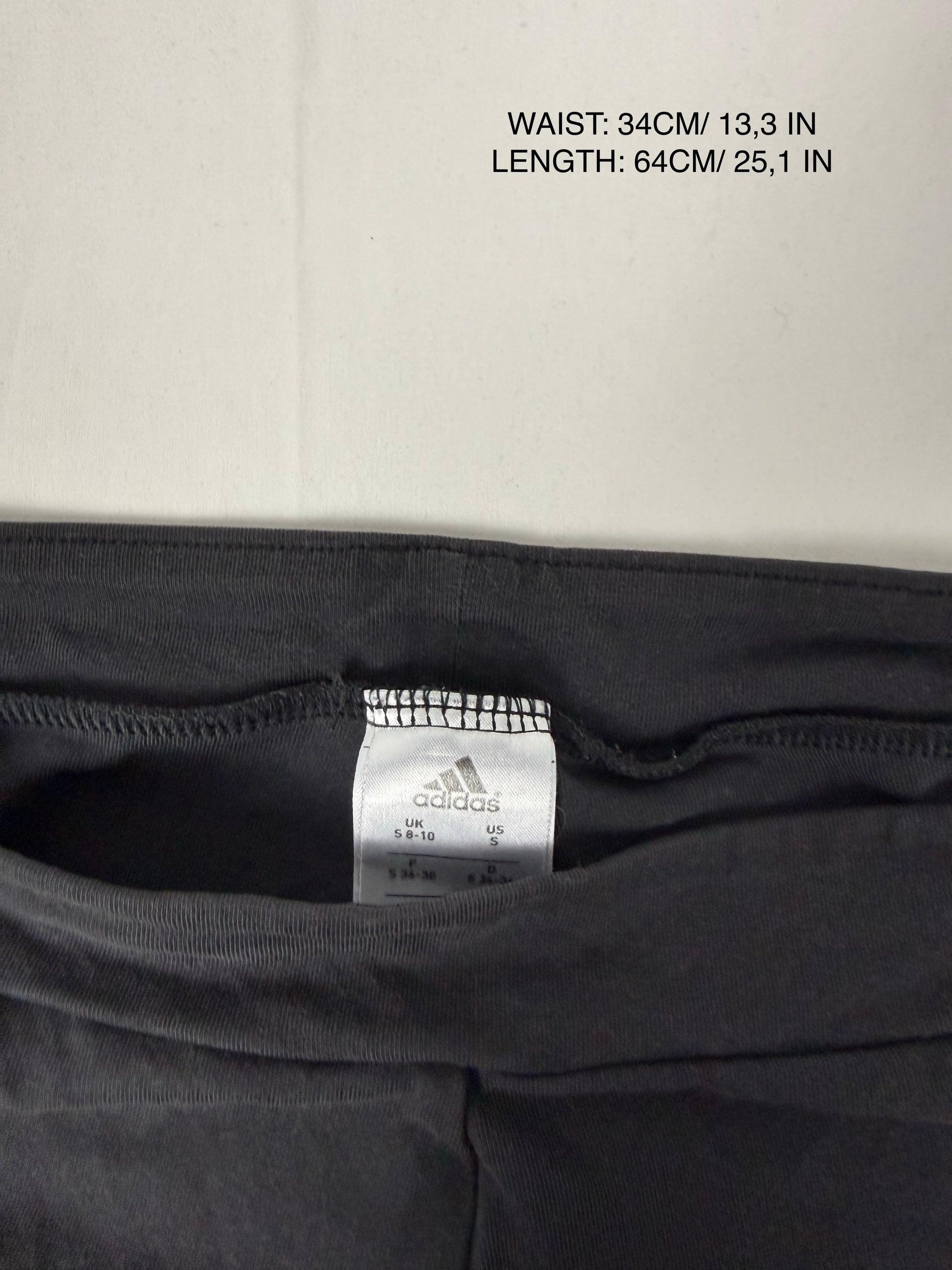 Black activewear low waist capri pants (S)