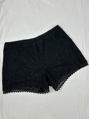 Black lace lined stretchy mini short (S/M)