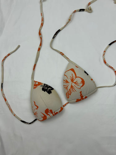 White Hawaii hibiscus padded bikini top (S)