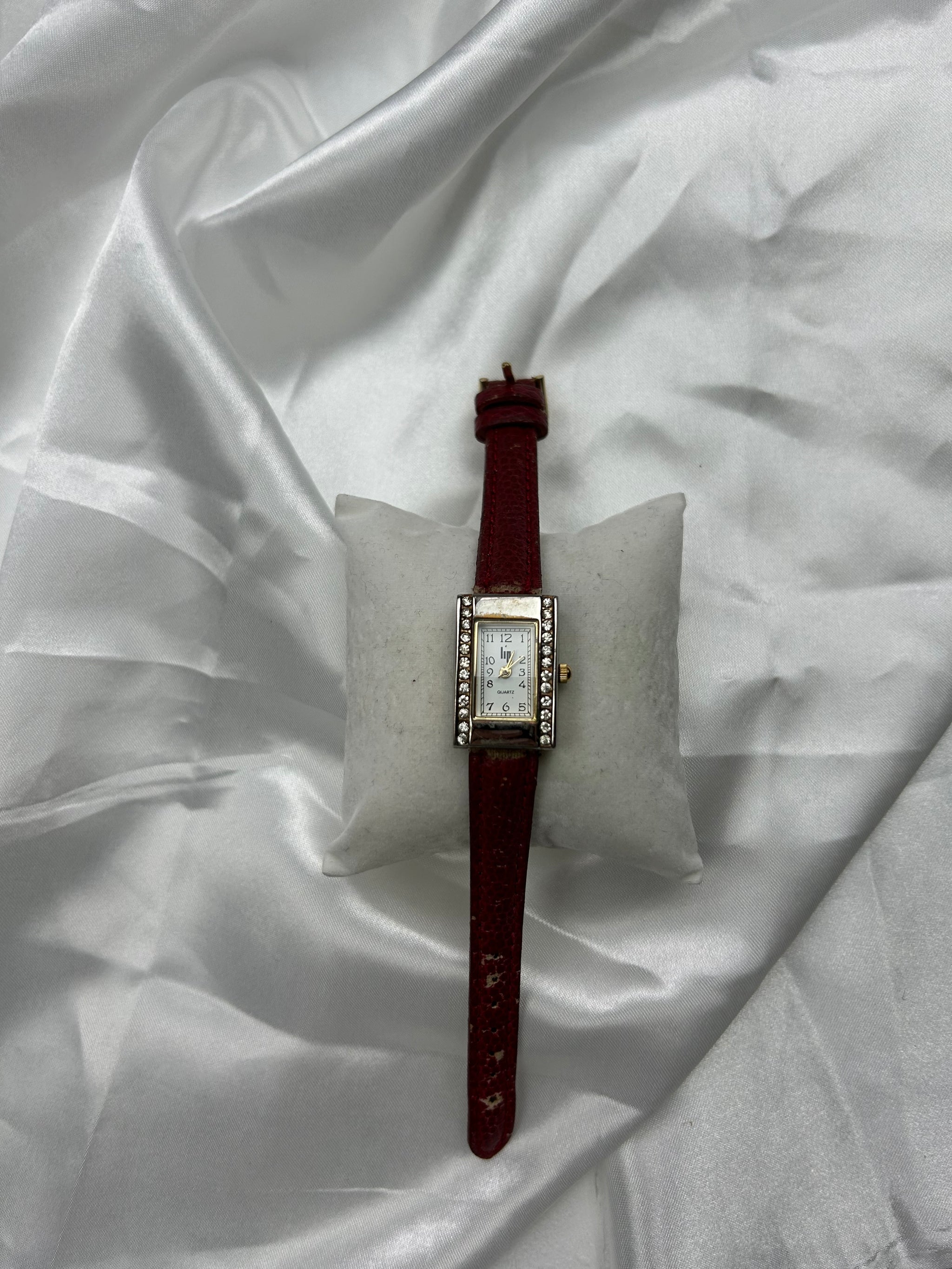 Vintage stainless steel & leather bracelet watch jewelry