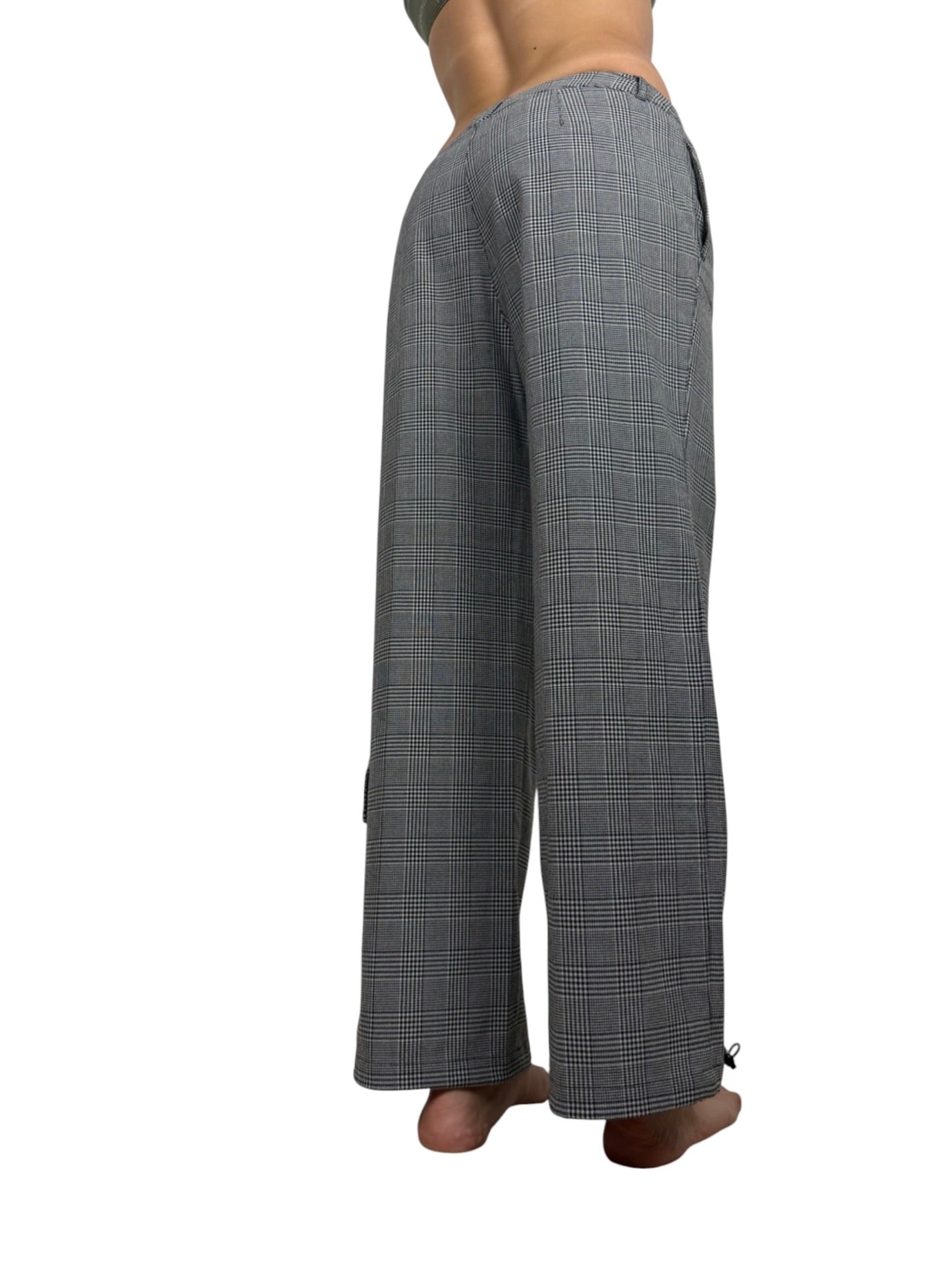Grey check print low rise baggy pants (M)