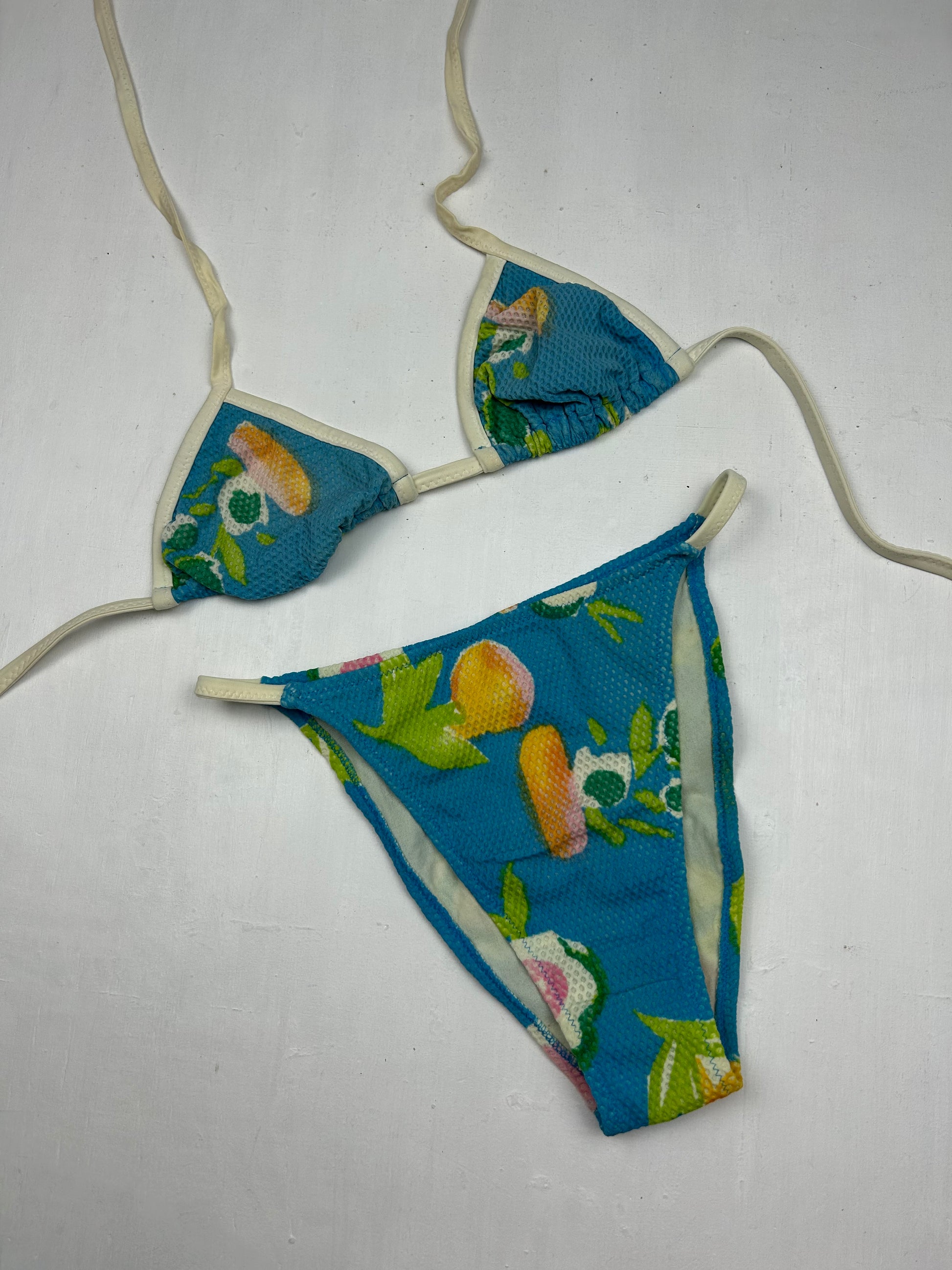 Blue floral bikini set + shorty (S)
