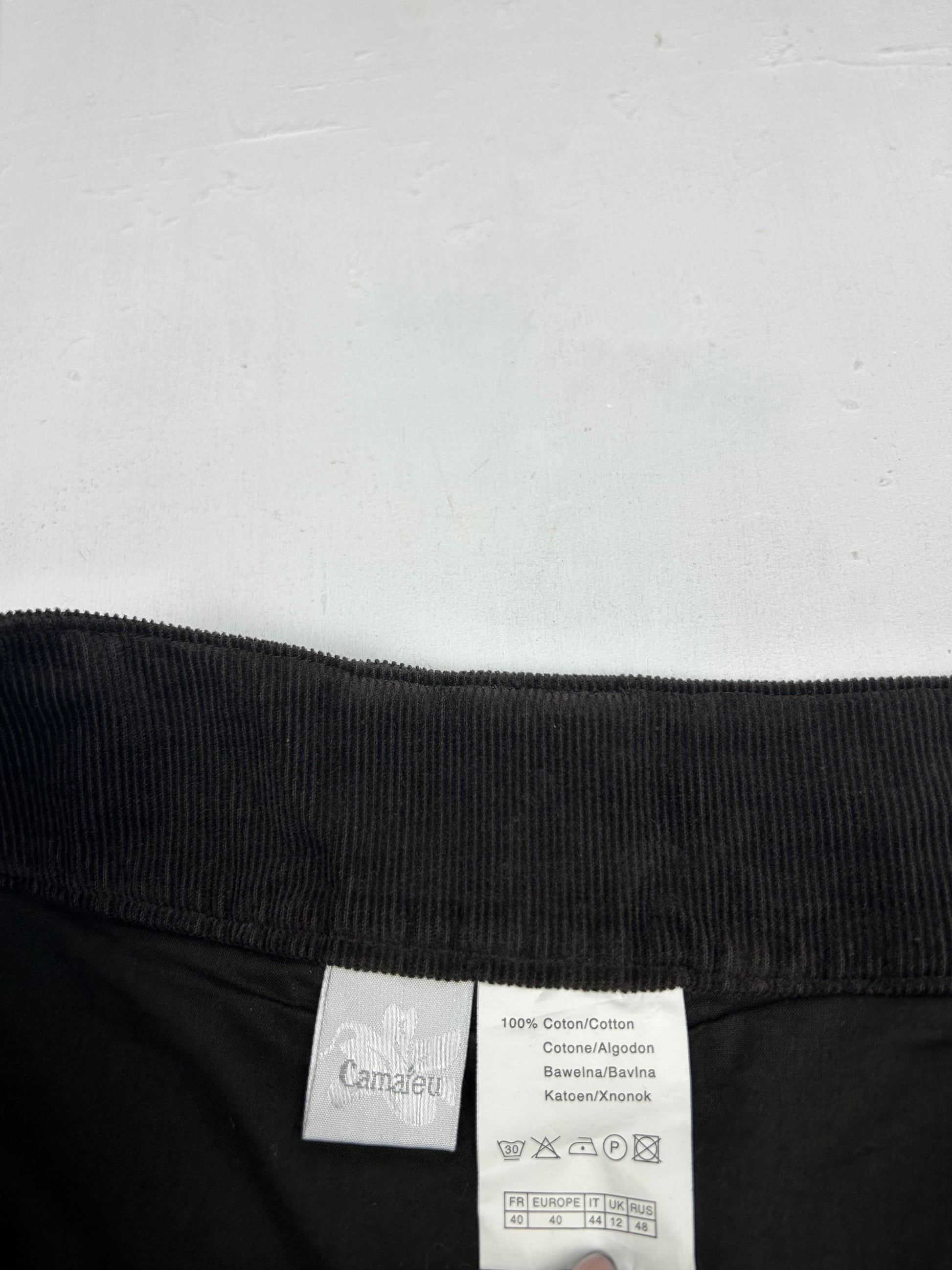 Brown low rise ribbed denim pleated skirt (L)