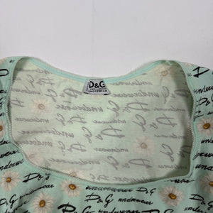 Baby blue floral graphic cotton tee (M)