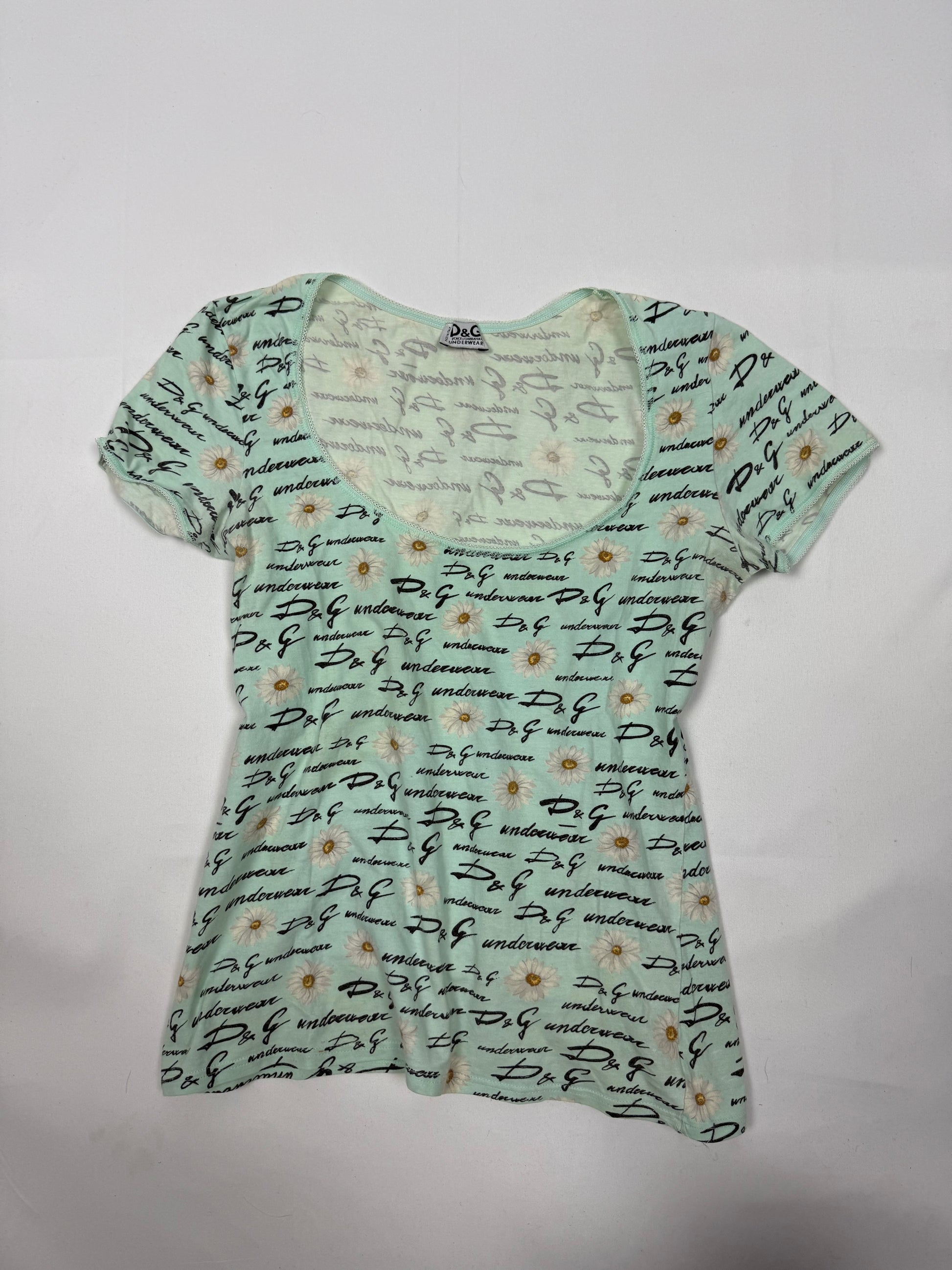 Baby blue floral graphic cotton tee (M)