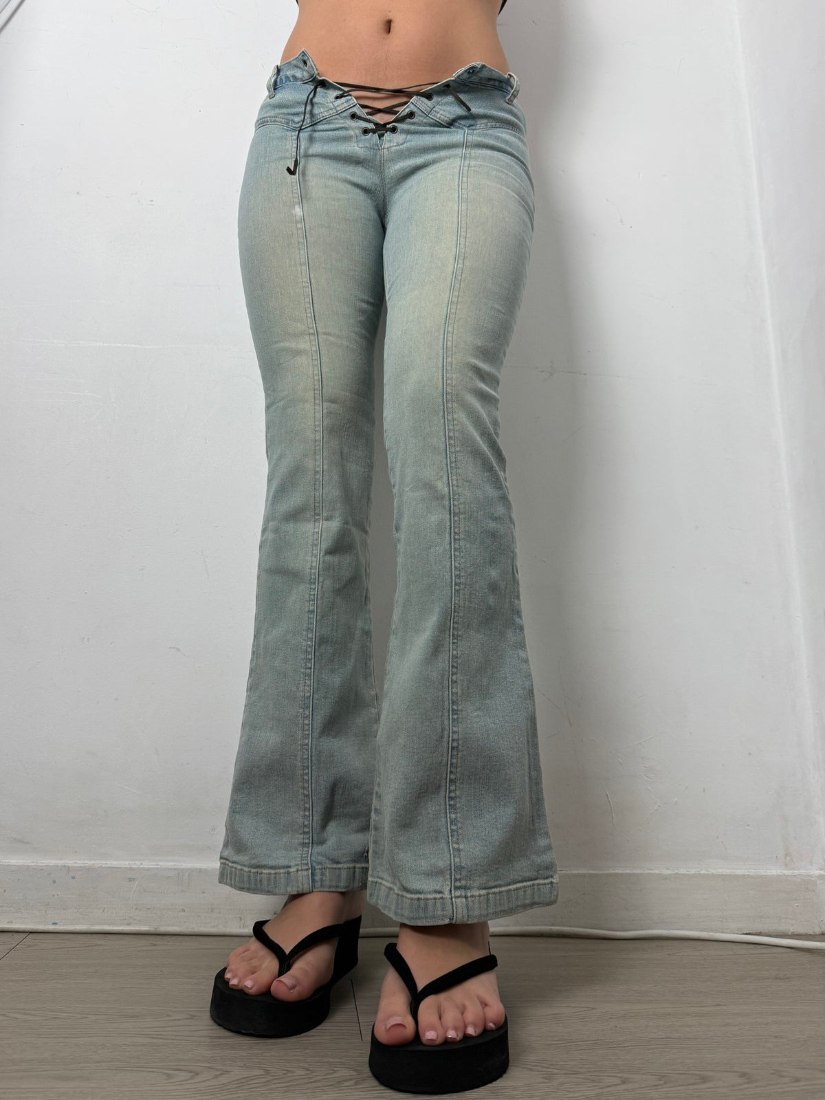 Pantalon droit taille basse en jean noir (XS)