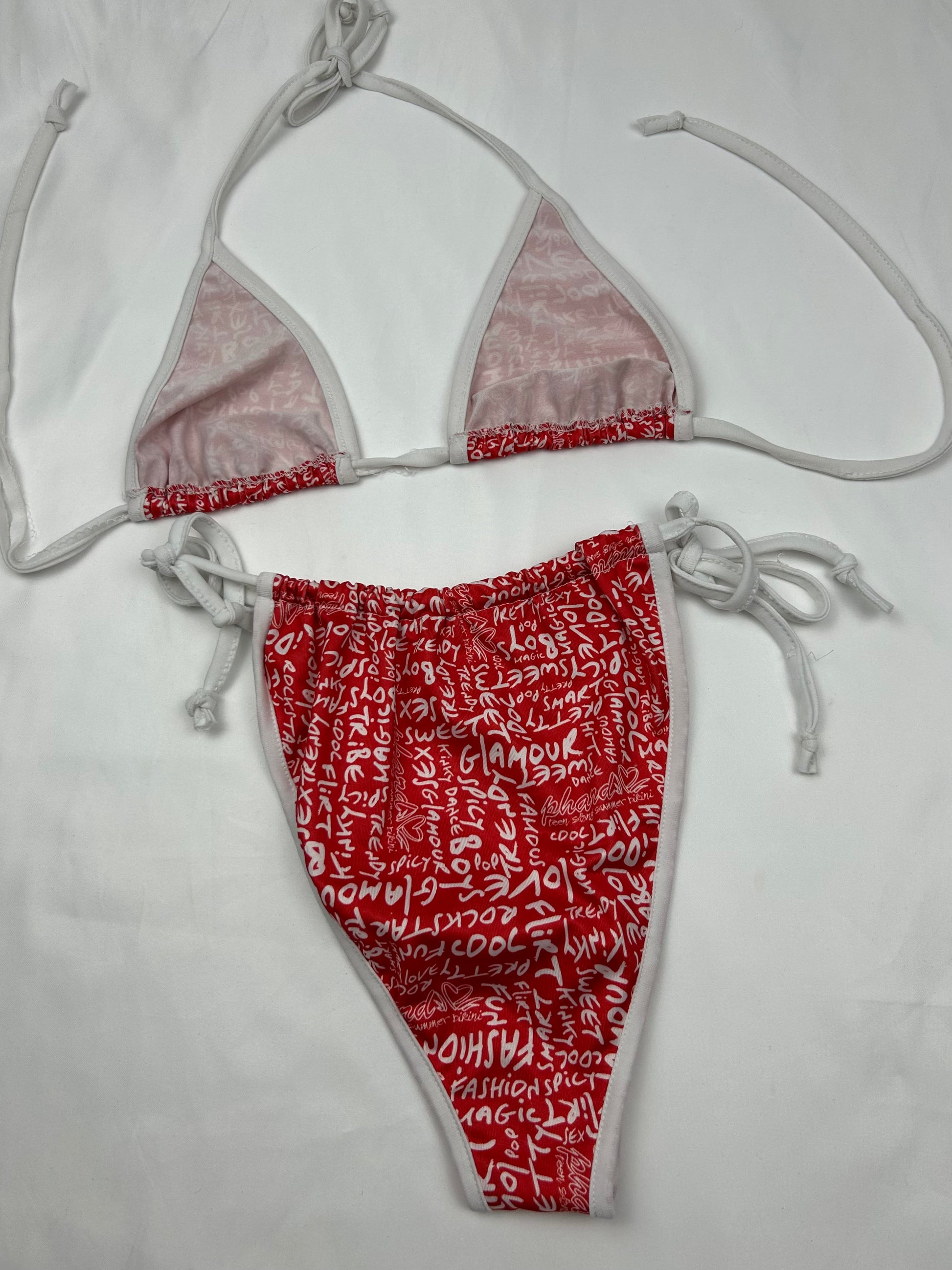 Red graphic bikini set (S/M)