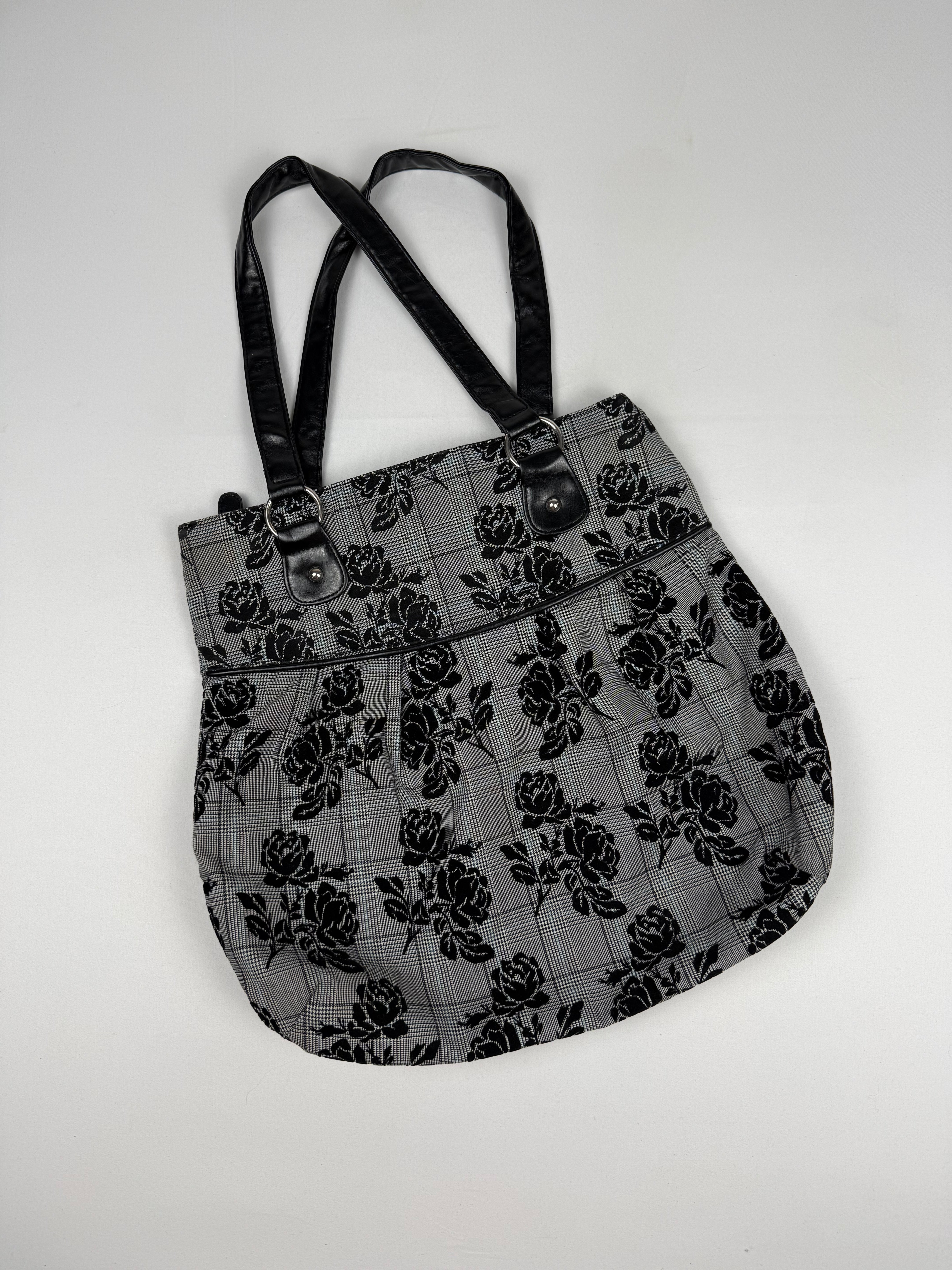 Grey check print shoulder bag (33x38cm)