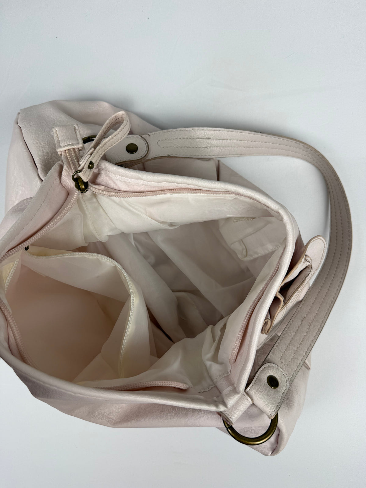 Beige medium shoulder bag (30x30cm)