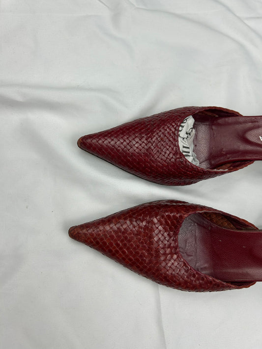 Red pointed toes real leather kitten heels mules (36)