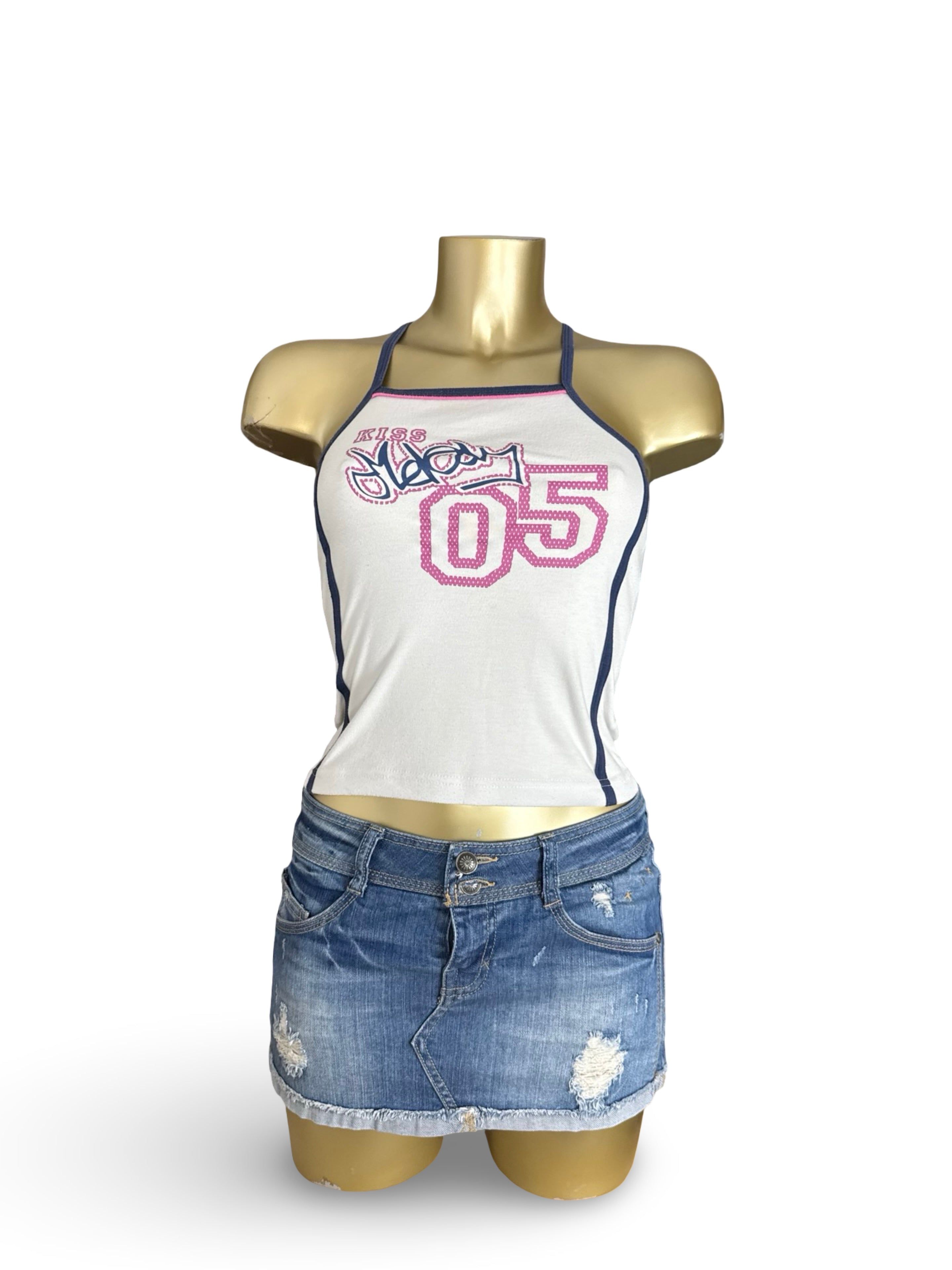 White graphic activewear top (S)