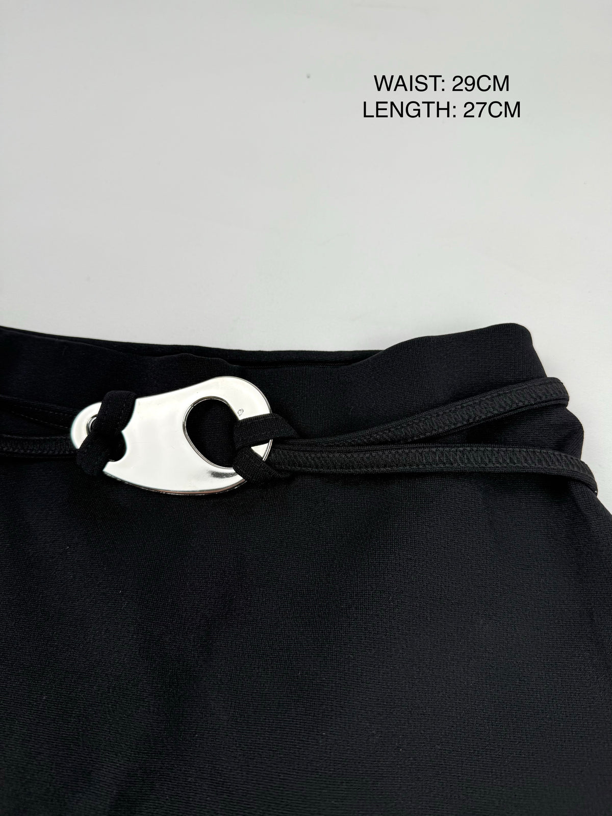 Black low rise mini skirt with buckle belt (XS)