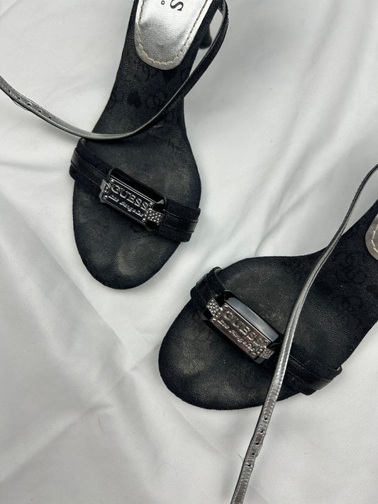 Grey real leather kitten heels (36)