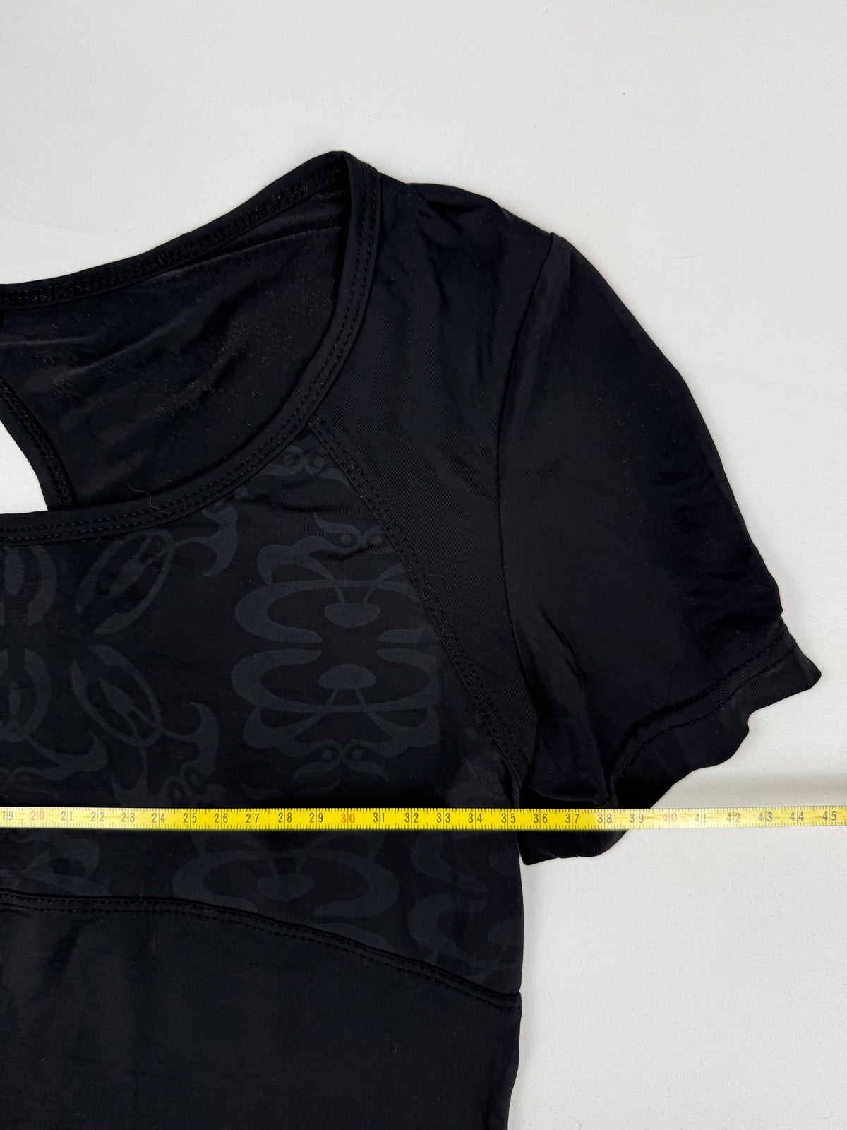 Black graphic activewear tee (S)