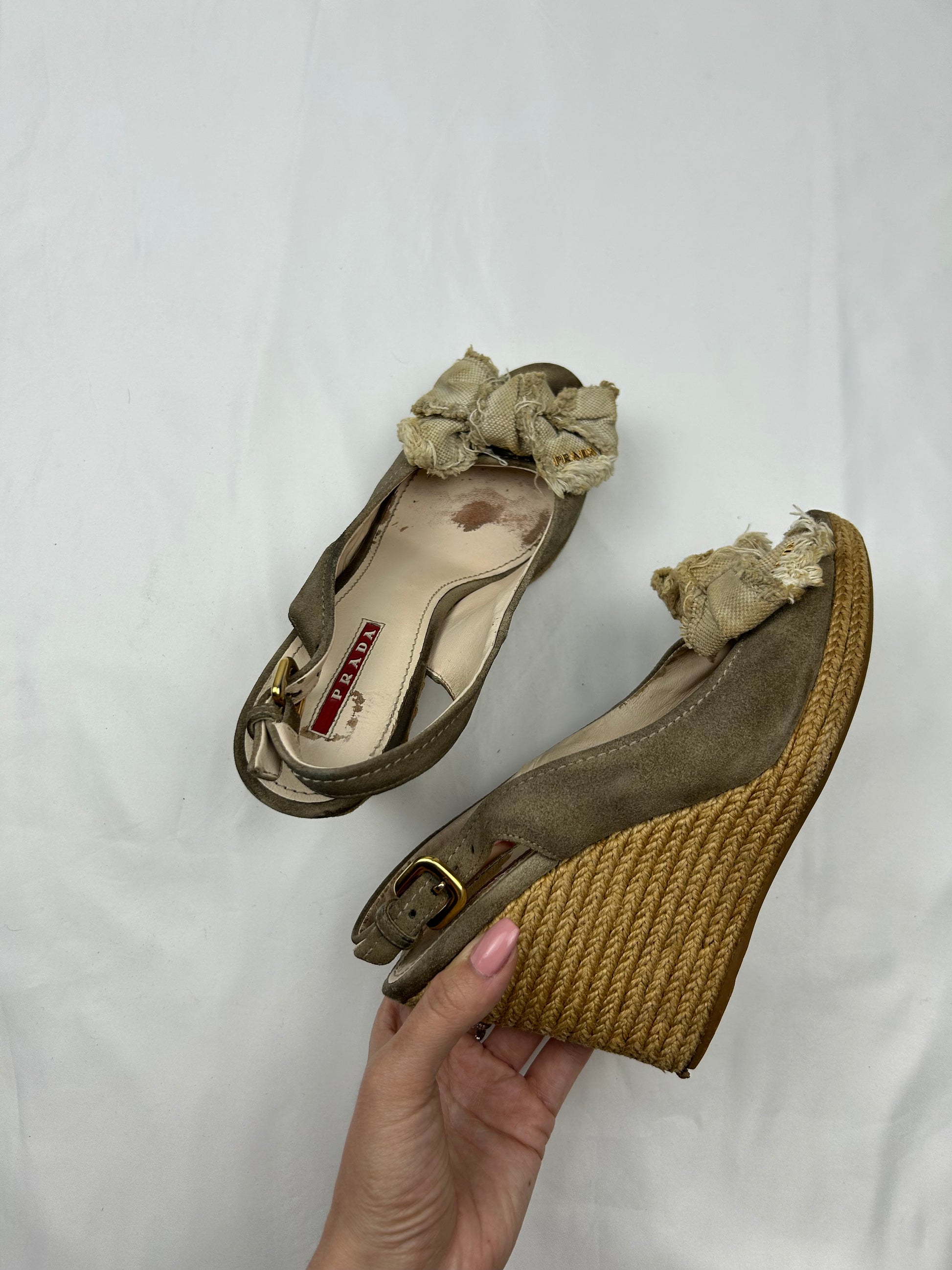 Khaki wedge heels (36)