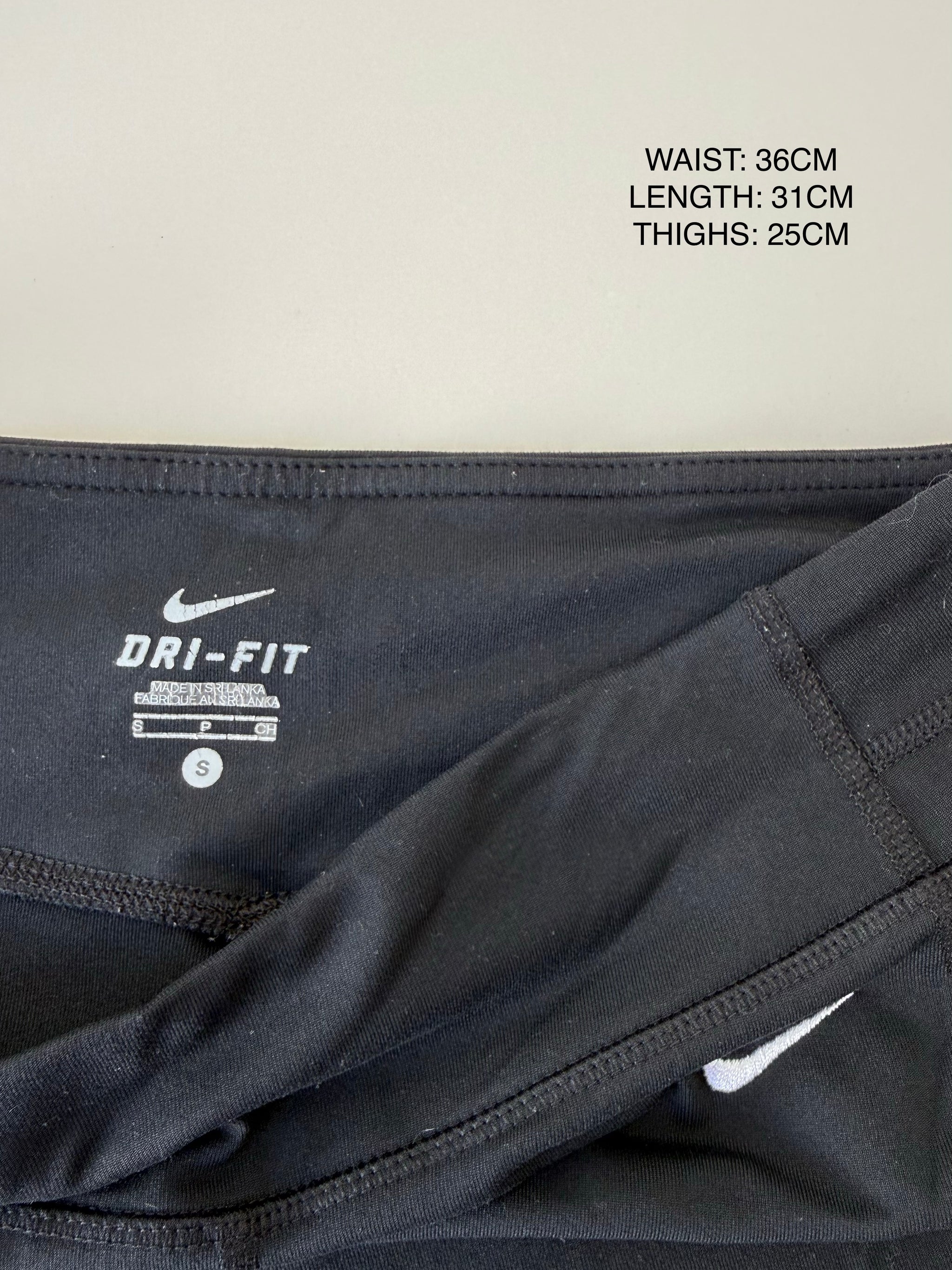 Black activewear low rise mini short (S)