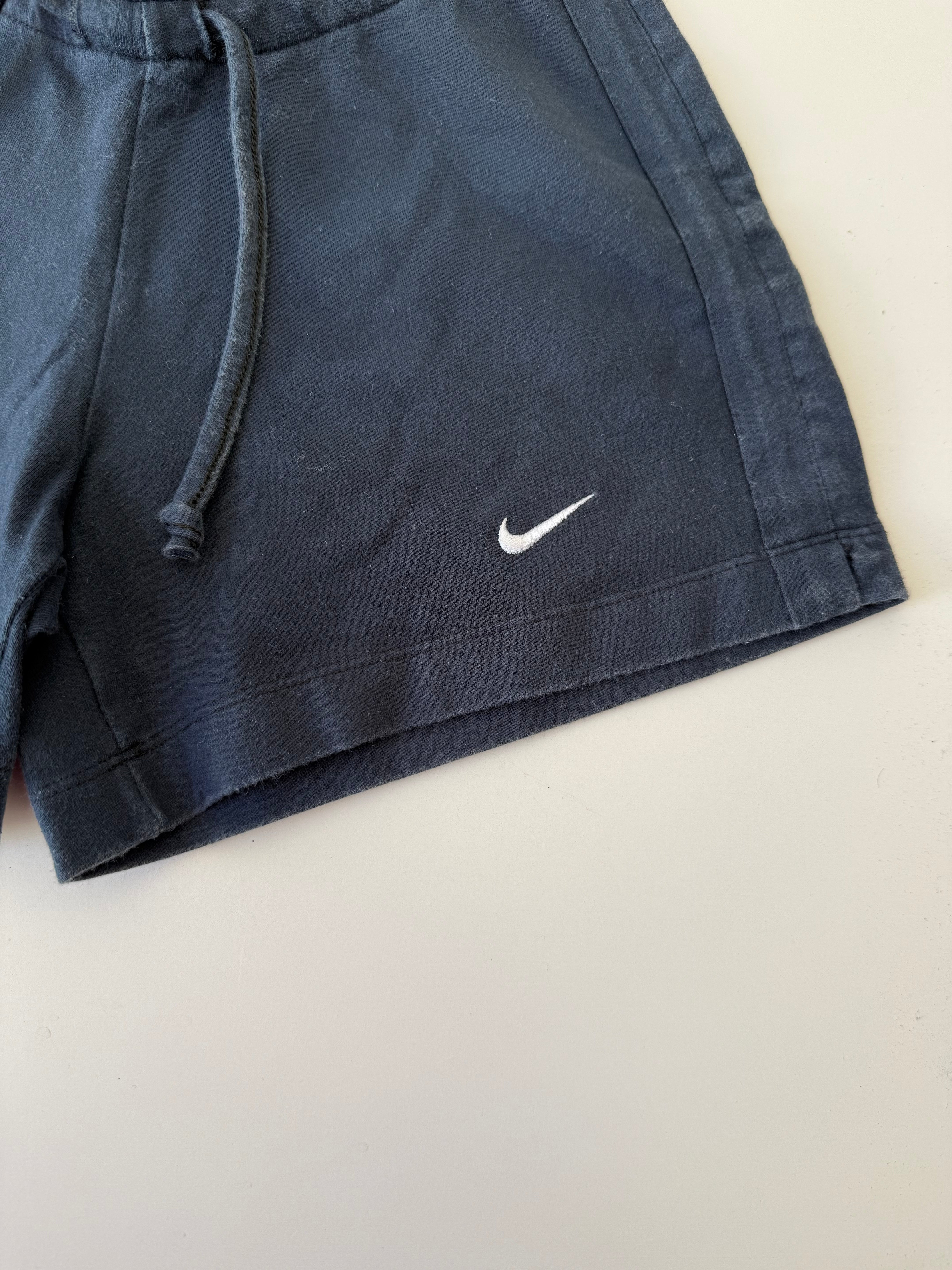 Black activewear low rise mini short (XS)