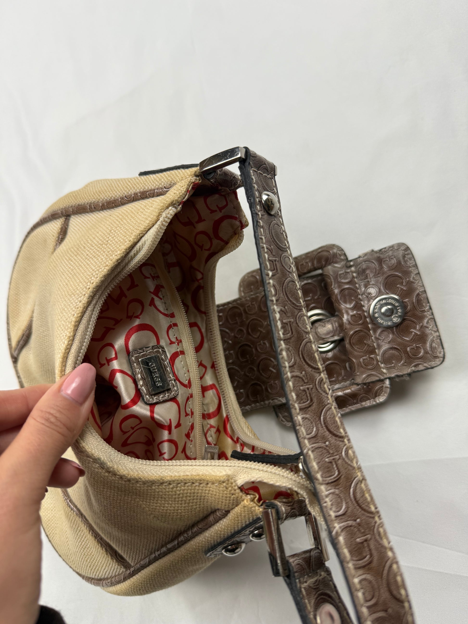 Beige buckle belt small shoulder bag (20x16cm)