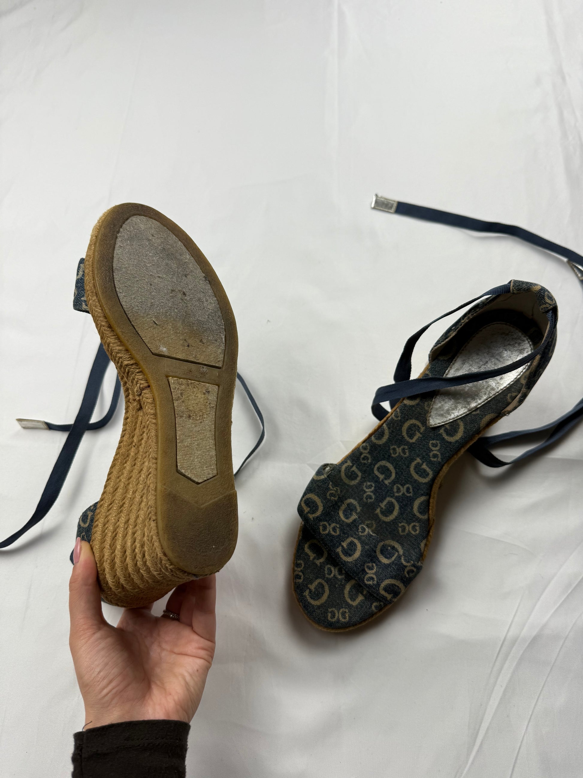 Blue monogram tie up wedge heels (41)