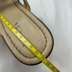 Beige pearls wedge heels mules (37)