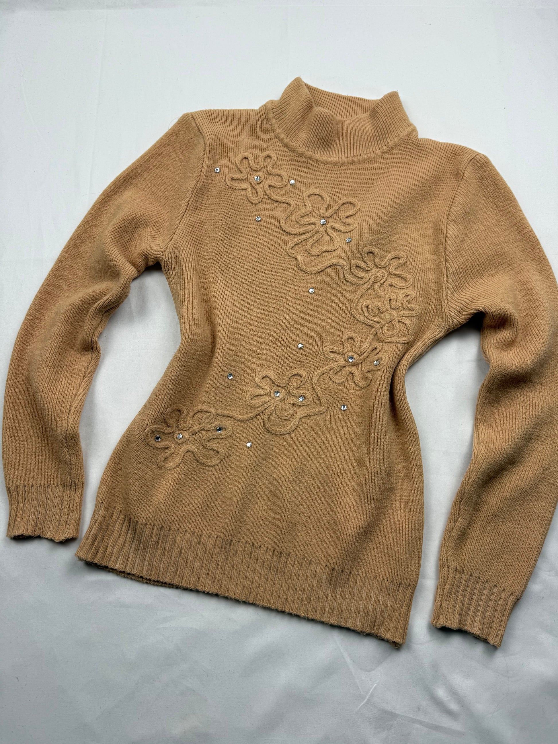 Beige high neck embroidered wool jumper (XS)