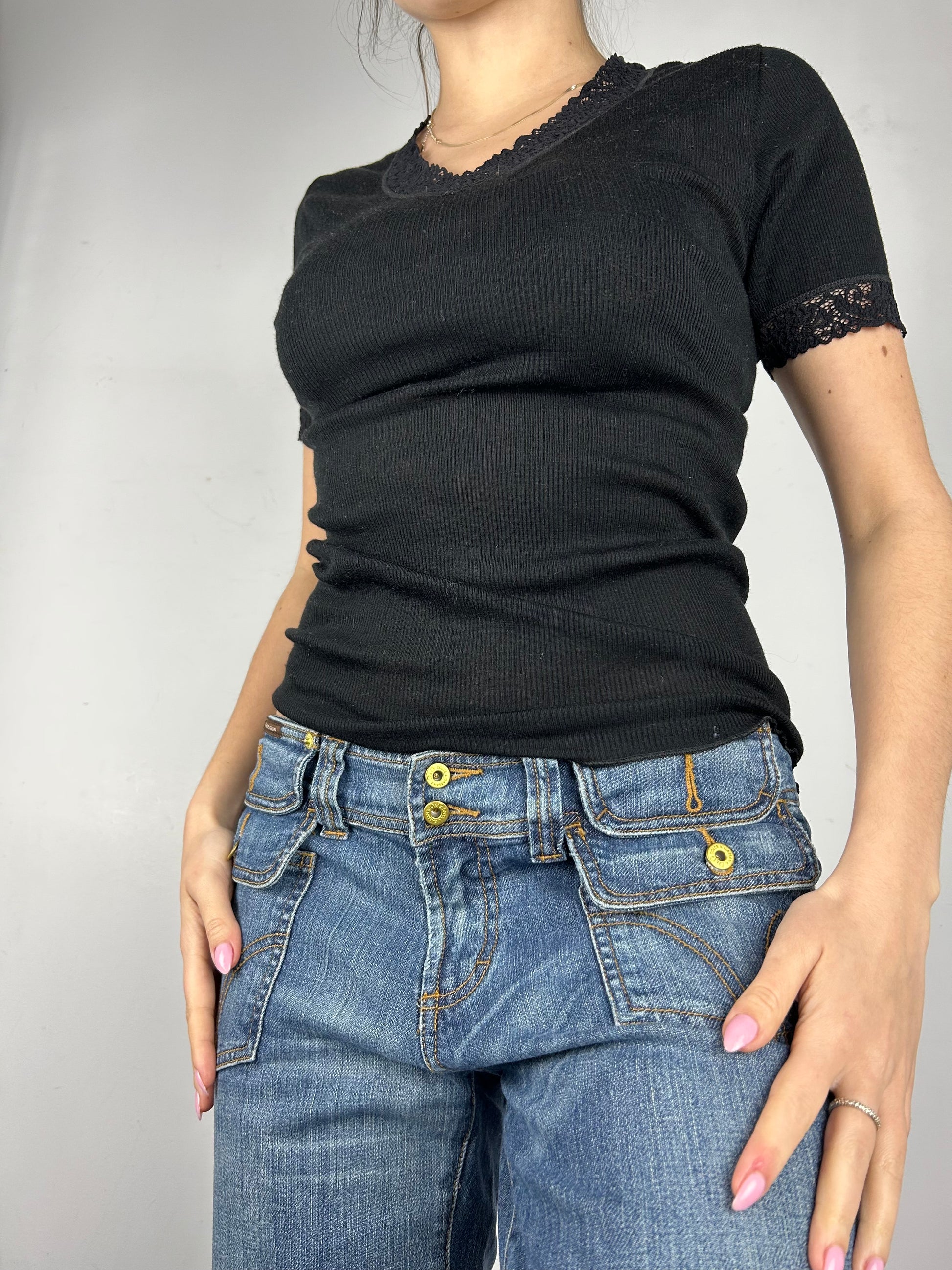 Black lace neck knitted tee (M/L)