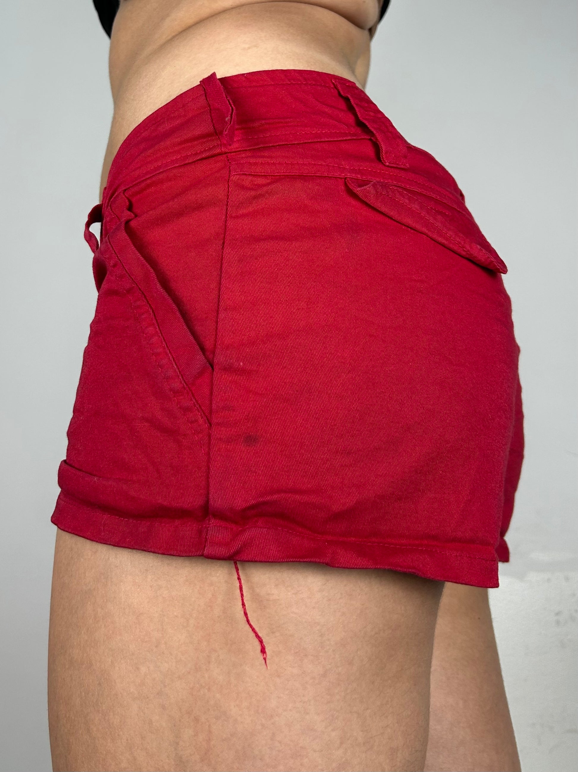 Red cotton low rise mini short (M/L)