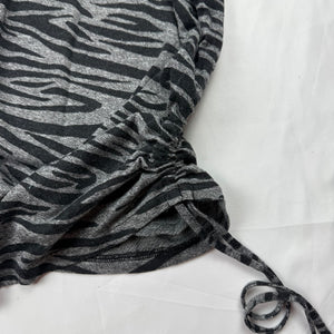 Grey tiger print ruched tee (XS/S)