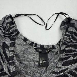 Grey tiger print ruched tee (XS/S)