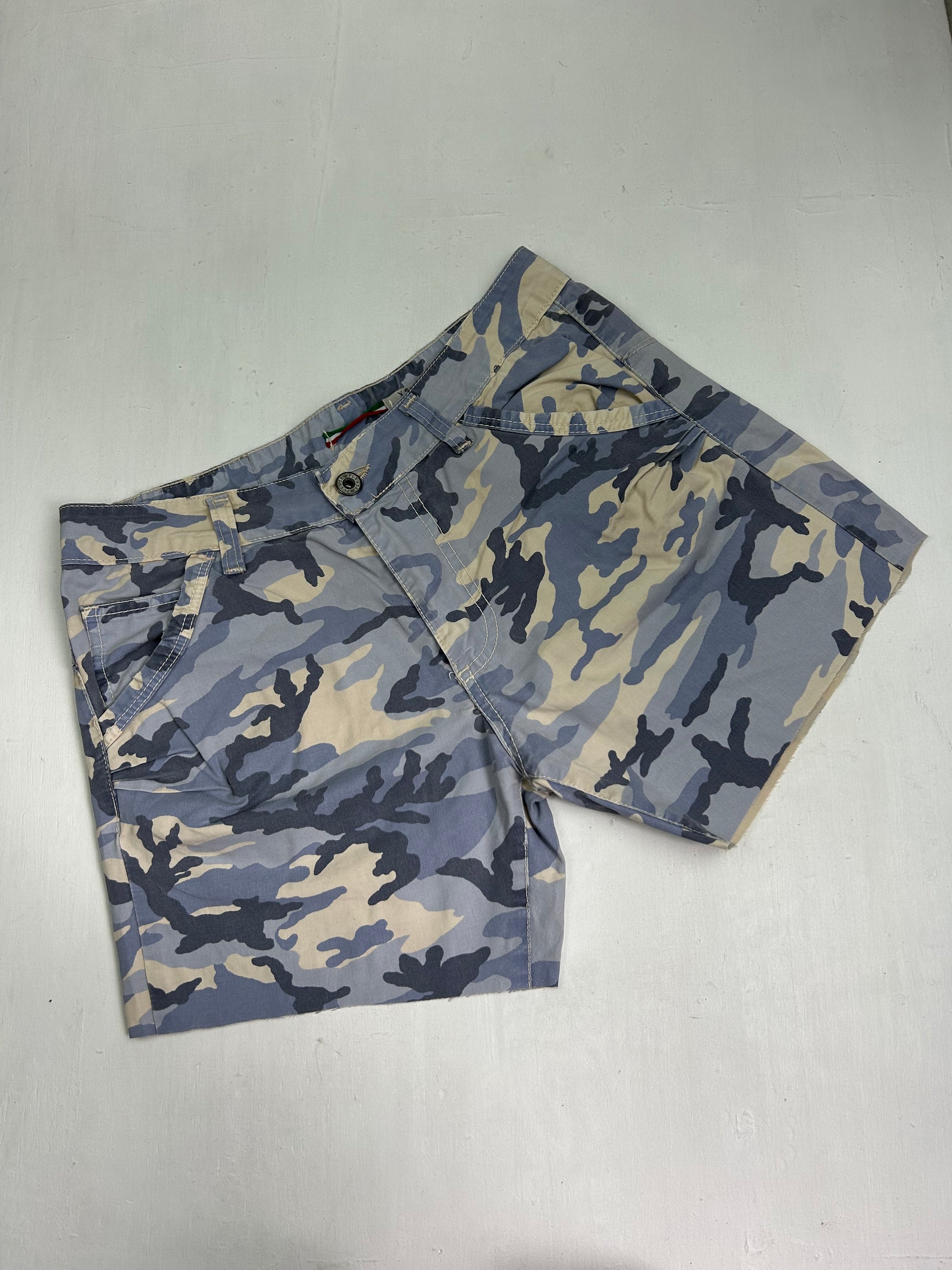 Blue camo low rise mini short (S)