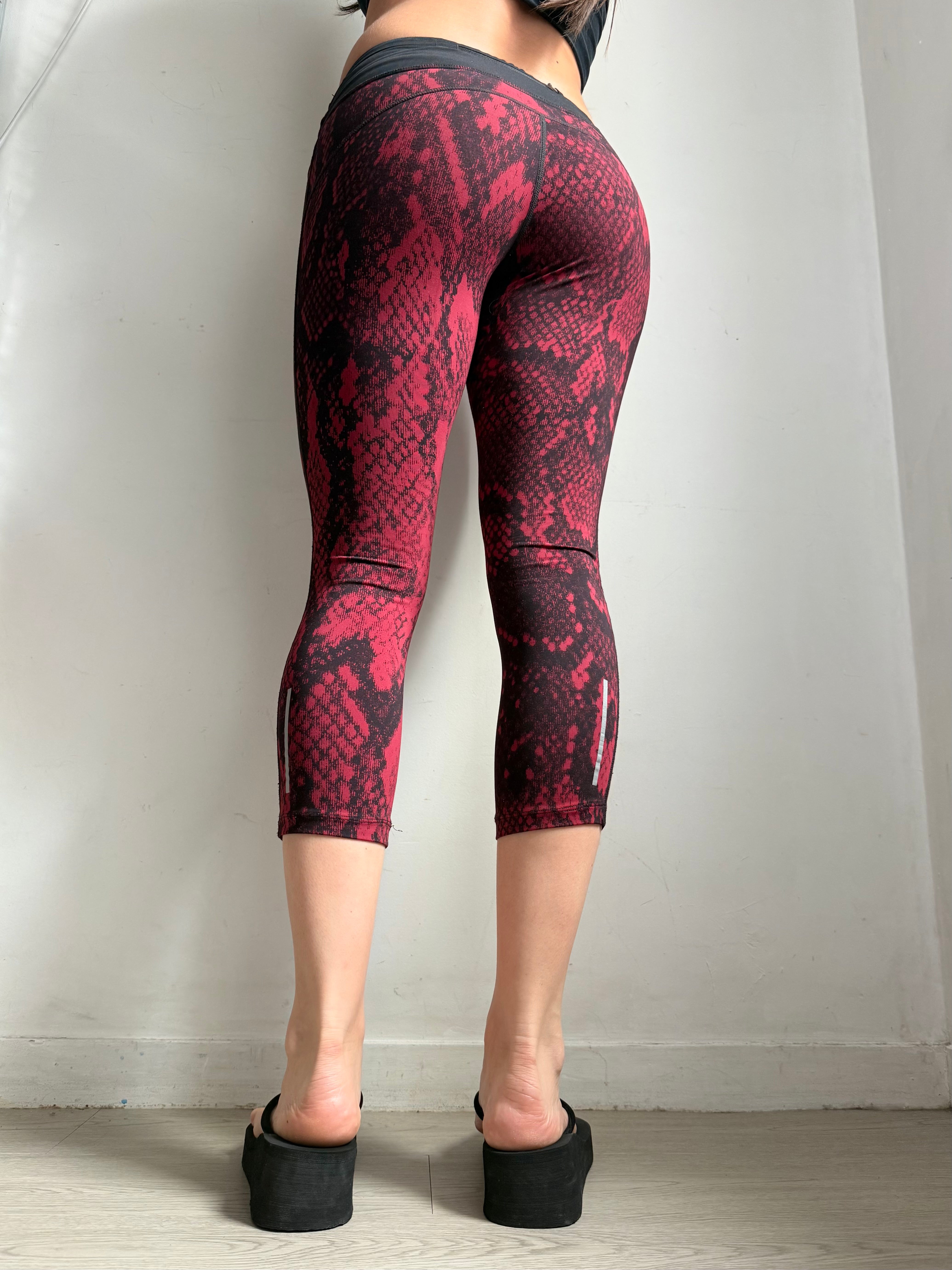 Pantalon droit taille basse en jean noir (XS)