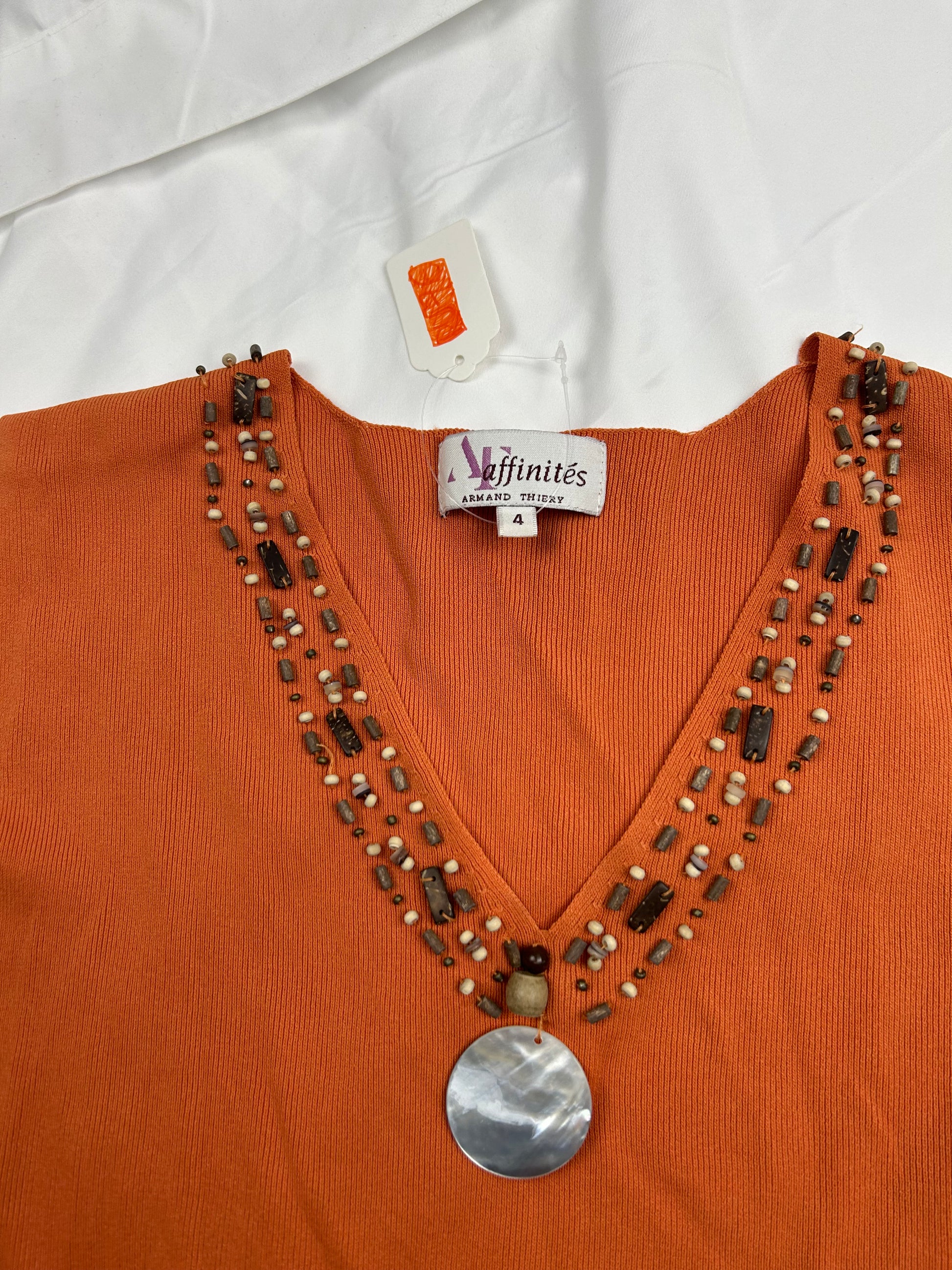Orange ribbed pearls tank top (XL)