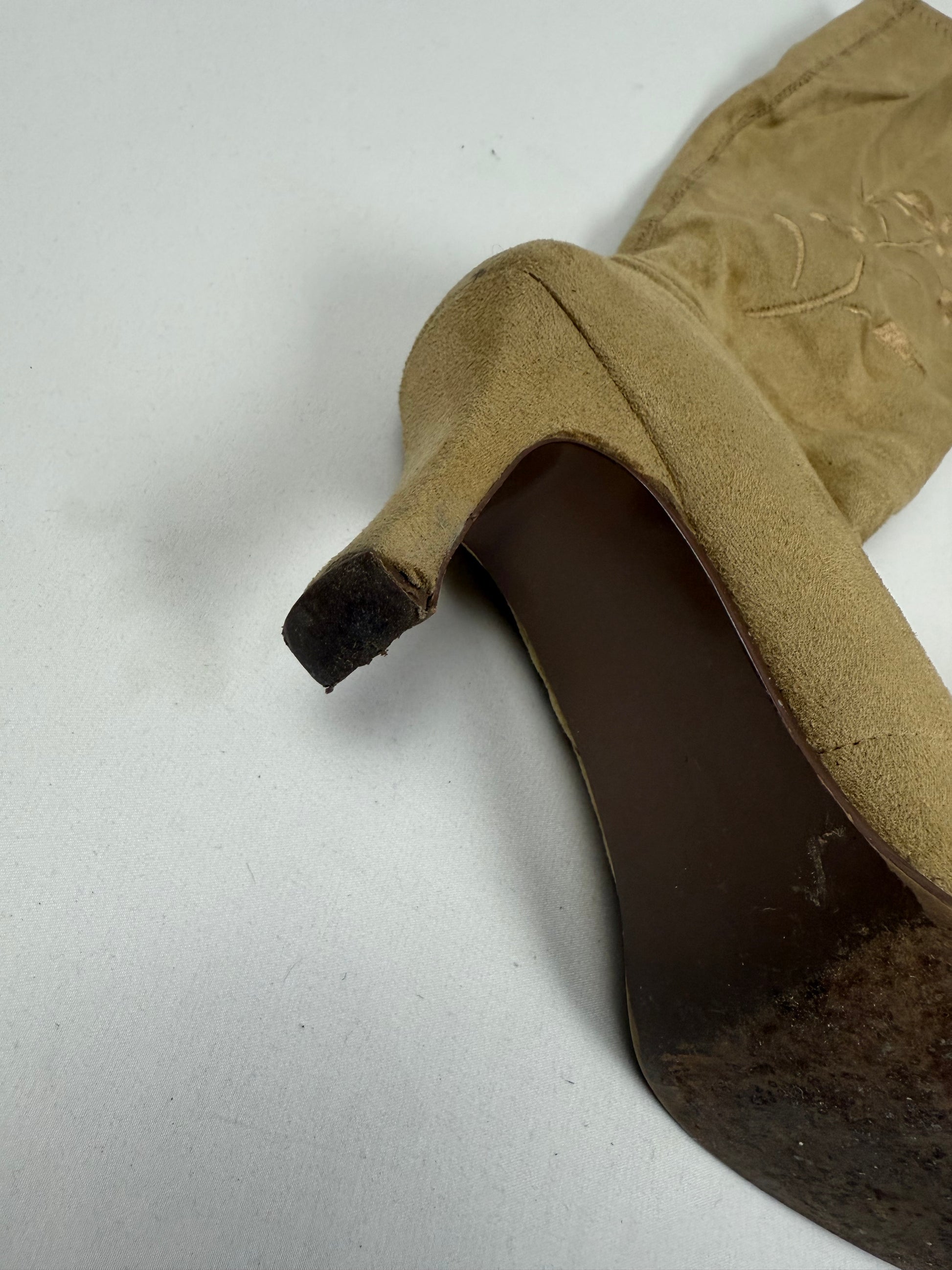 Beige floral embroidered knee high boots (39)