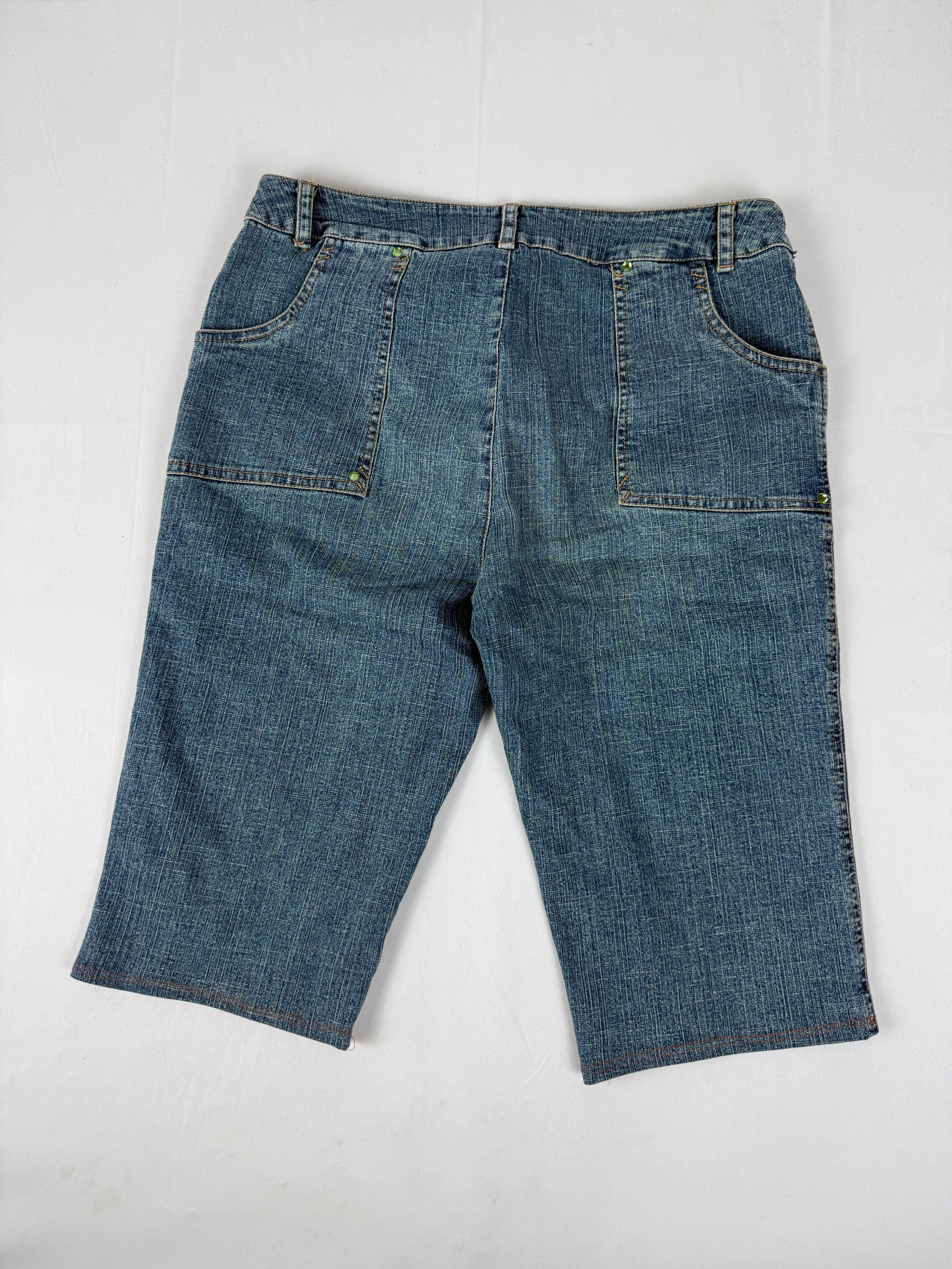 Blue denim low waist capri pants (L)
