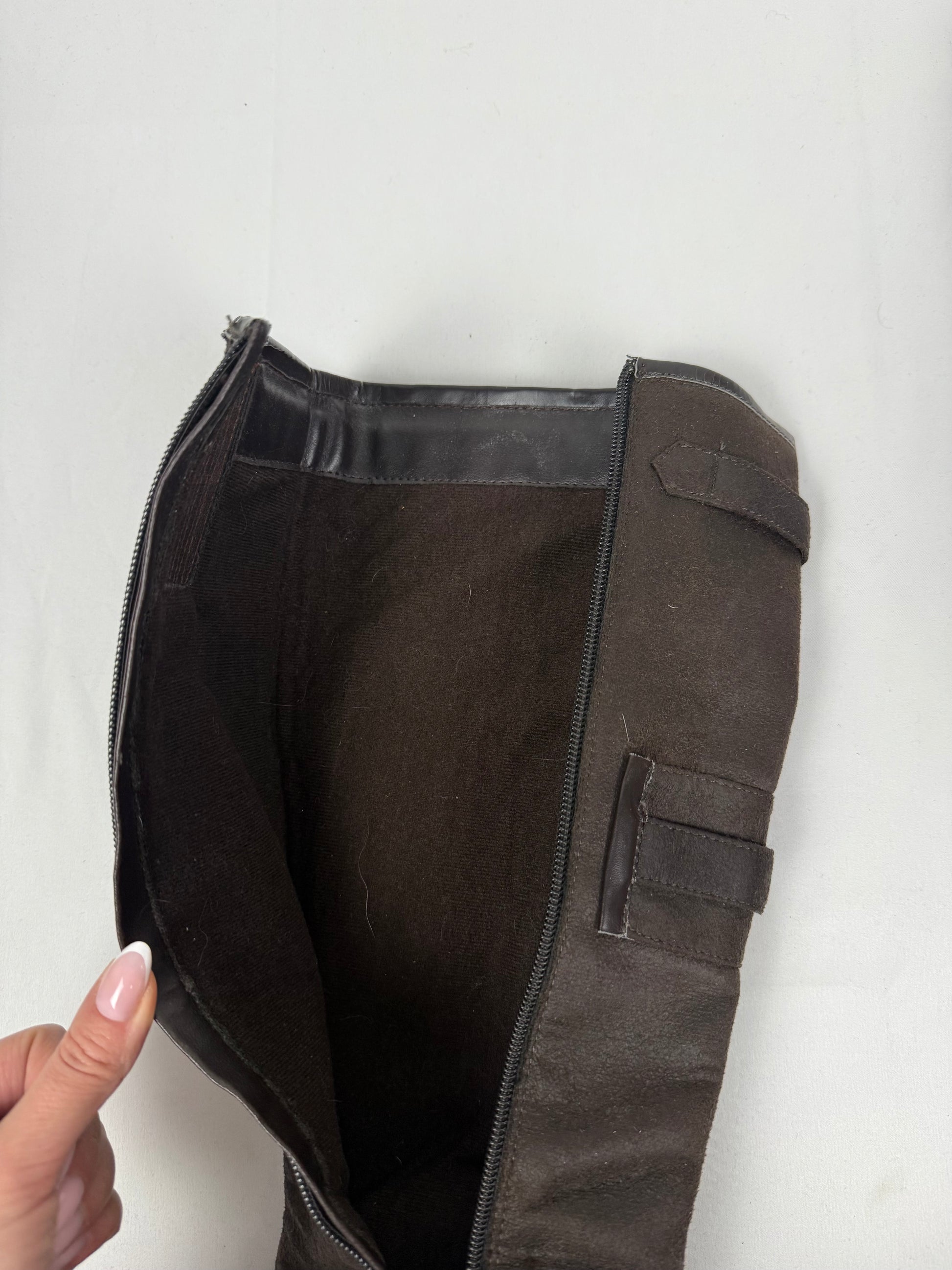 Brown knee high heels boots (38)