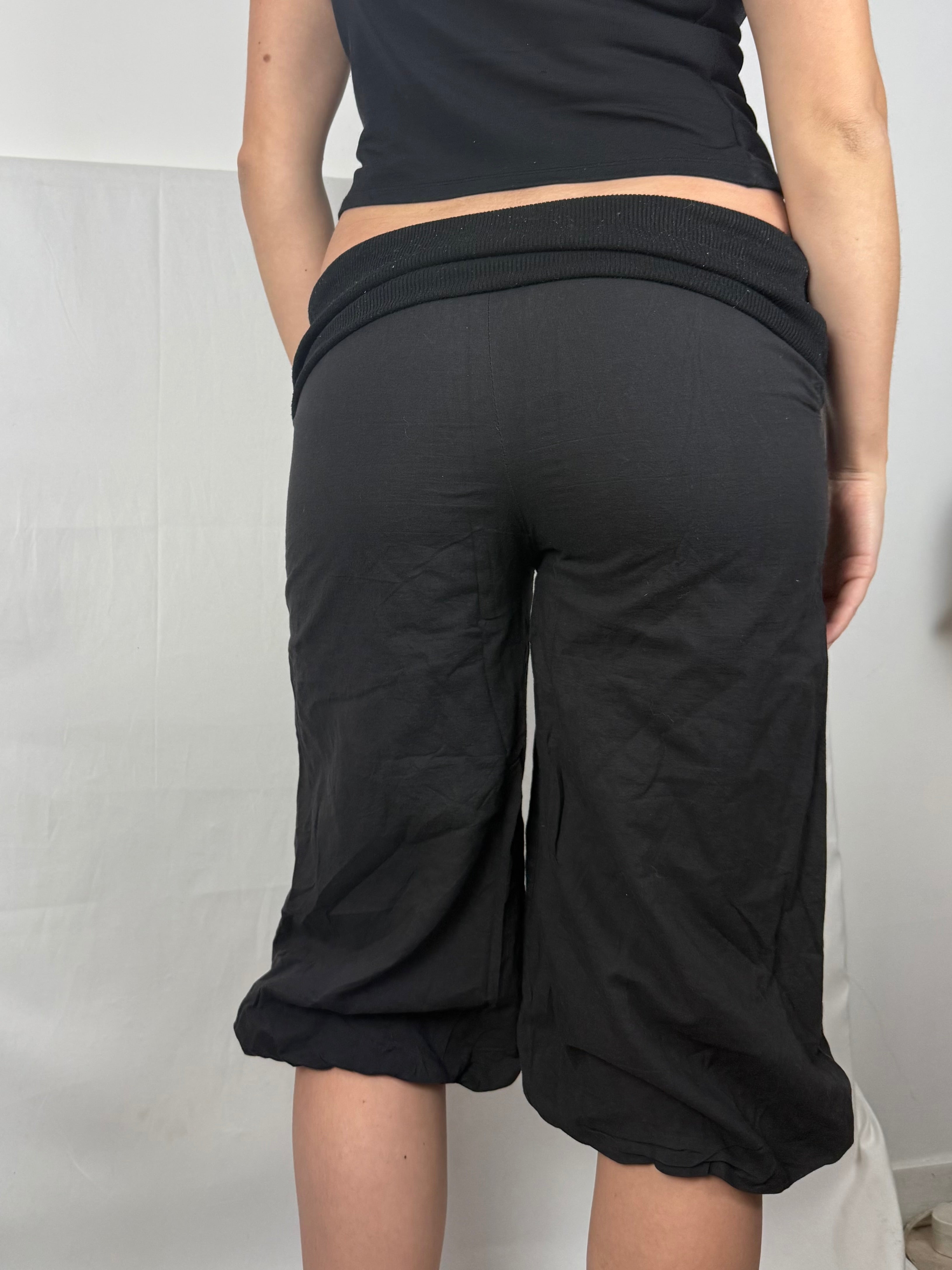 Black cotton low waist sirwal capri pants (S)