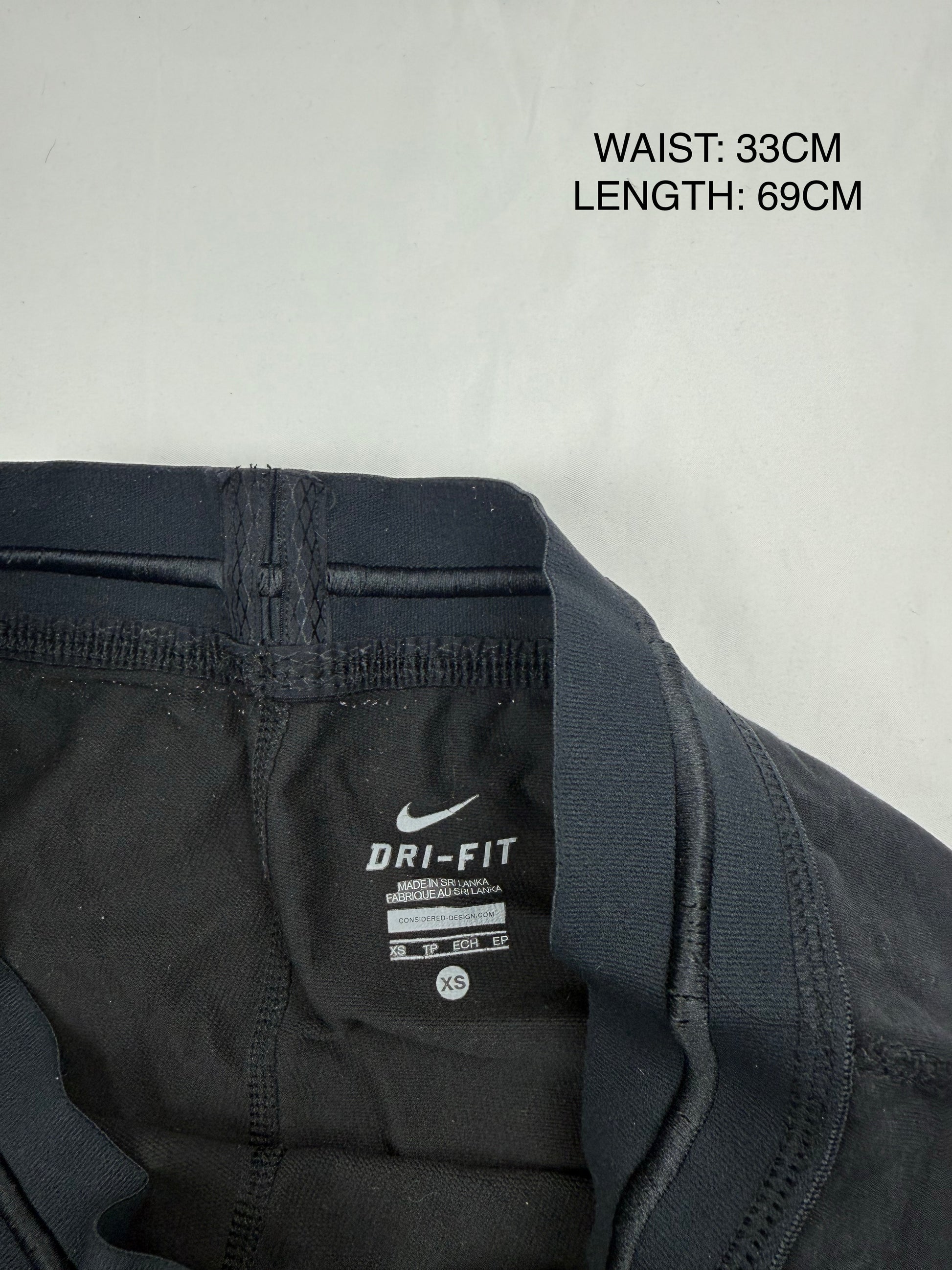 Black low rise capri cotton joggers pants (S)