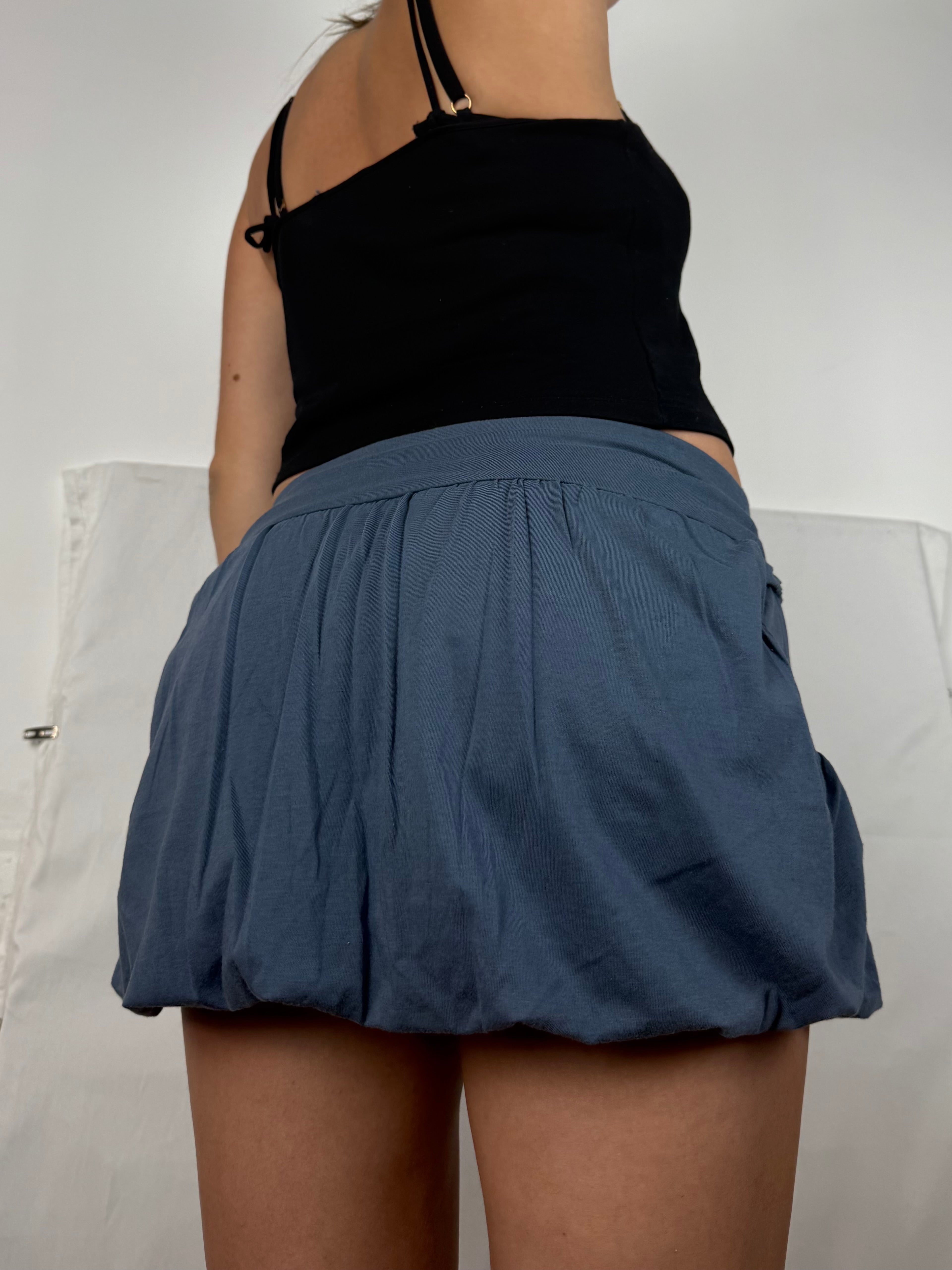 Blue low rise balloon mini skirt (XS/S)