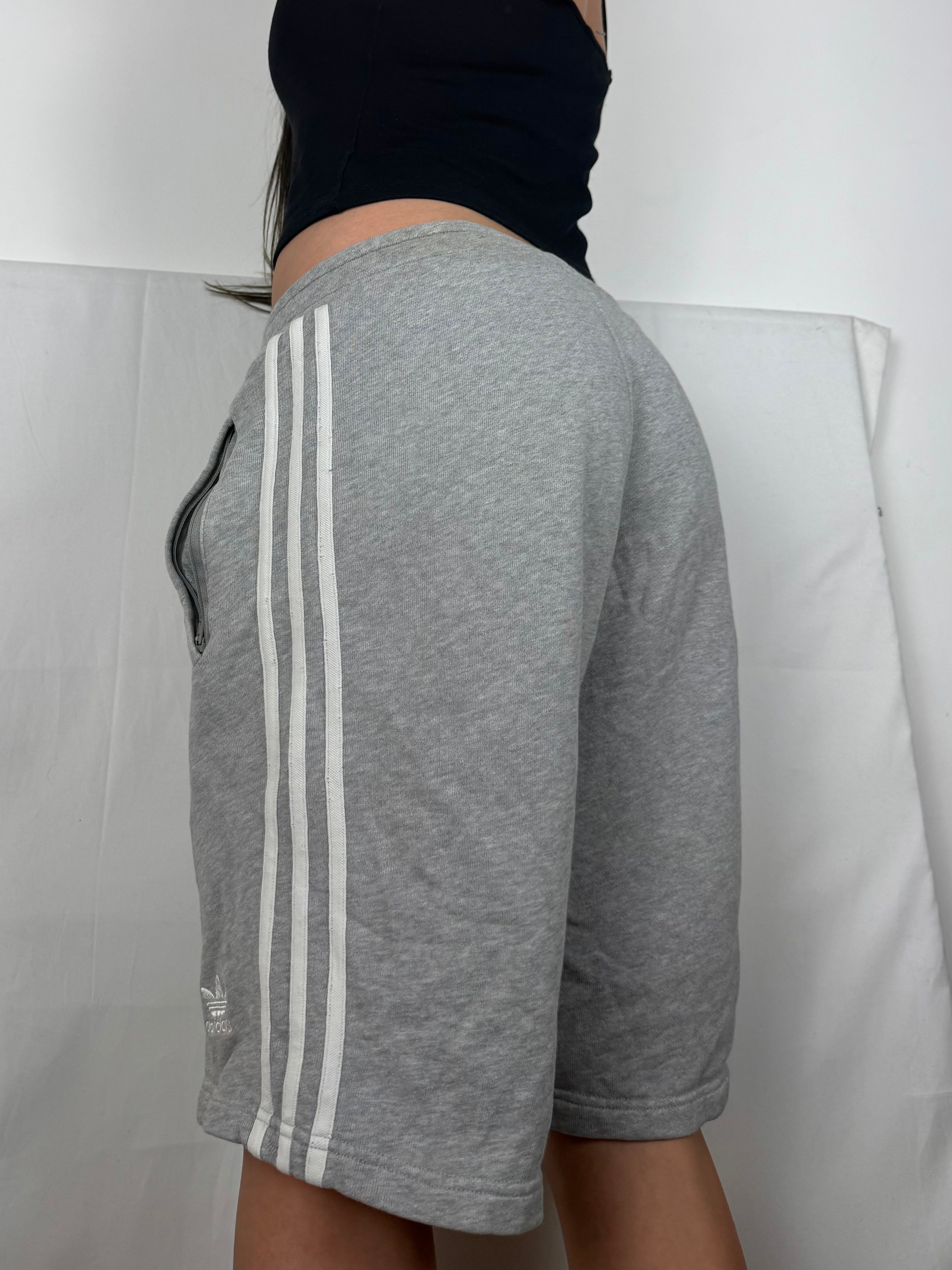 Grey cotton low rise mid short (M)